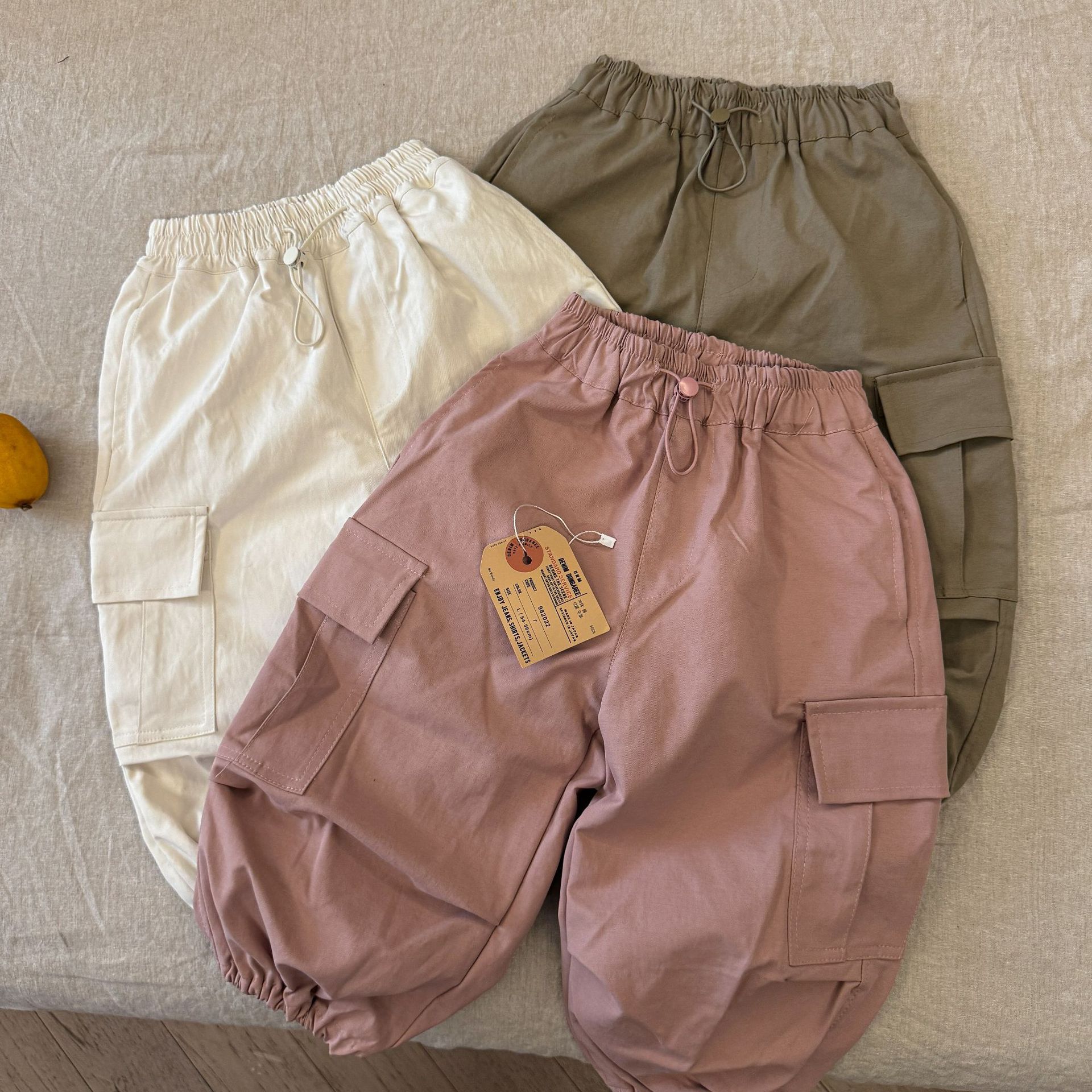 男寶帥氣縮口工裝褲(無刷毛)