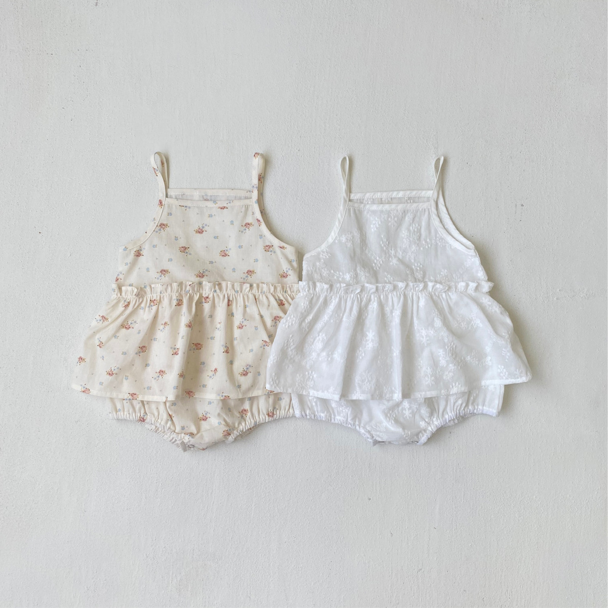 韓系碎花細肩帶包屁衣