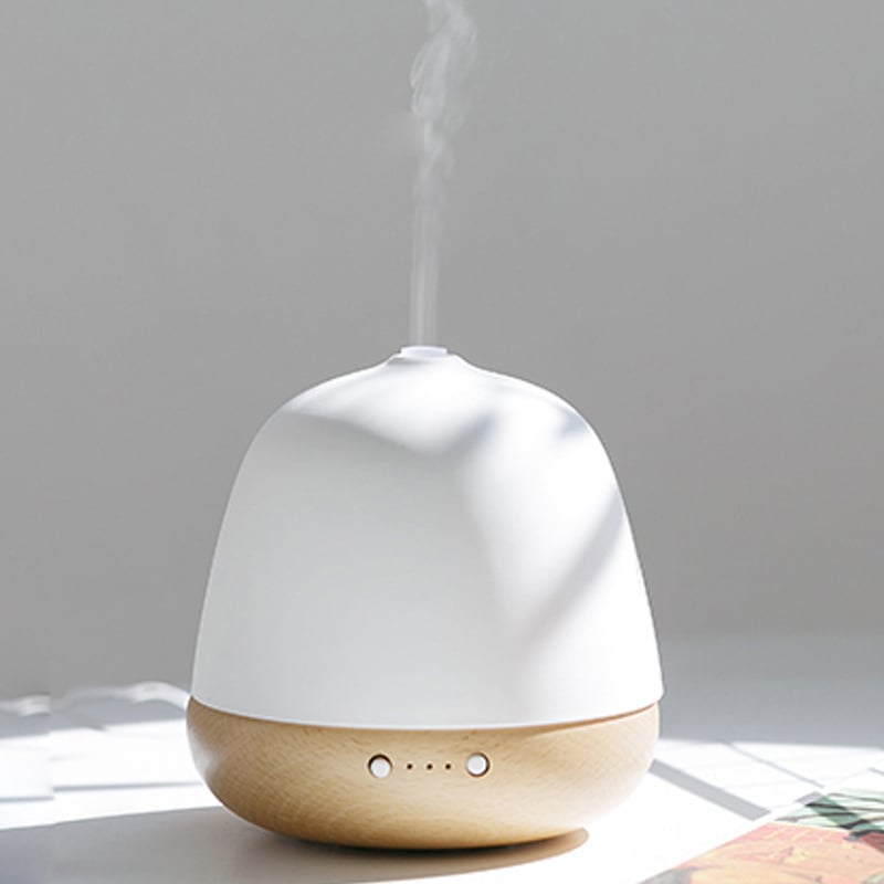 《白玉陶瓷實木底座香薰機》180ml