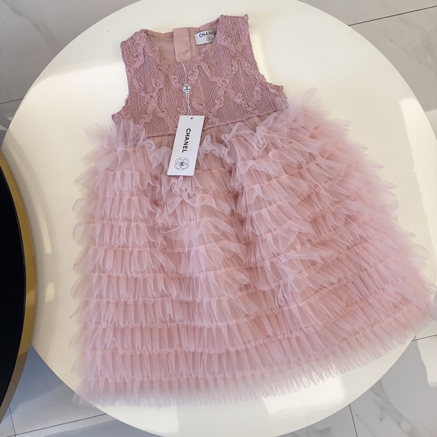 香奈兒連身裙｜帥哥家