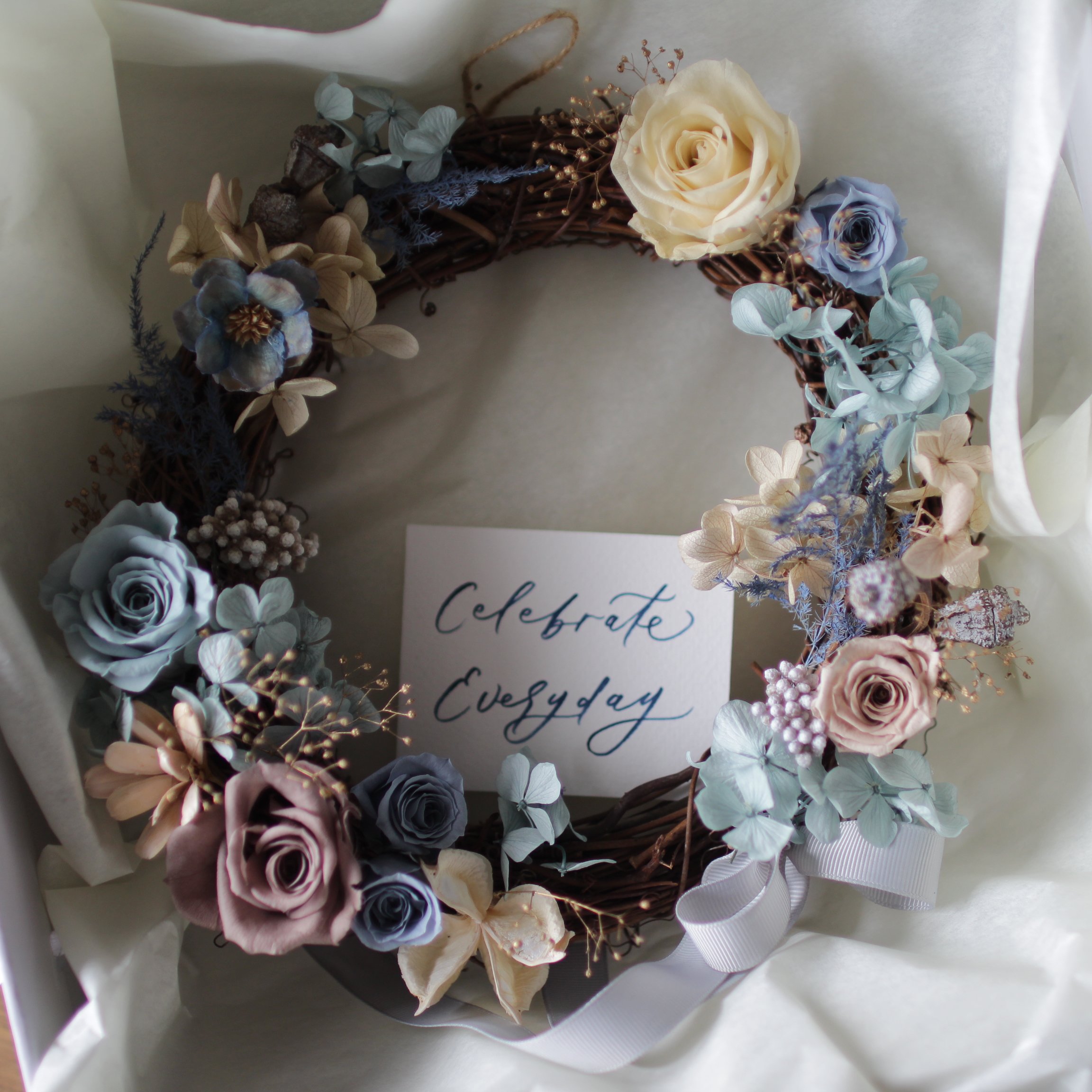 永生玫瑰花圈 / 冰藍 NT2880