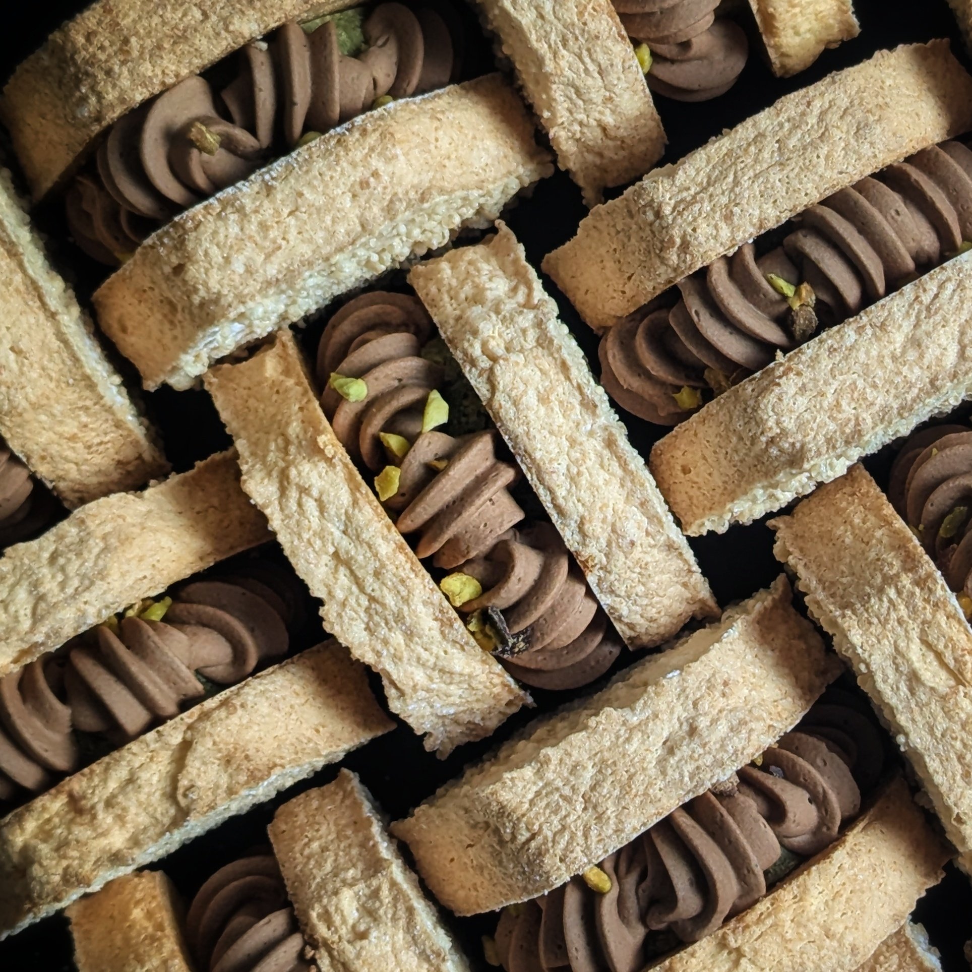 厚餡達克瓦茲-杜拜巧克力