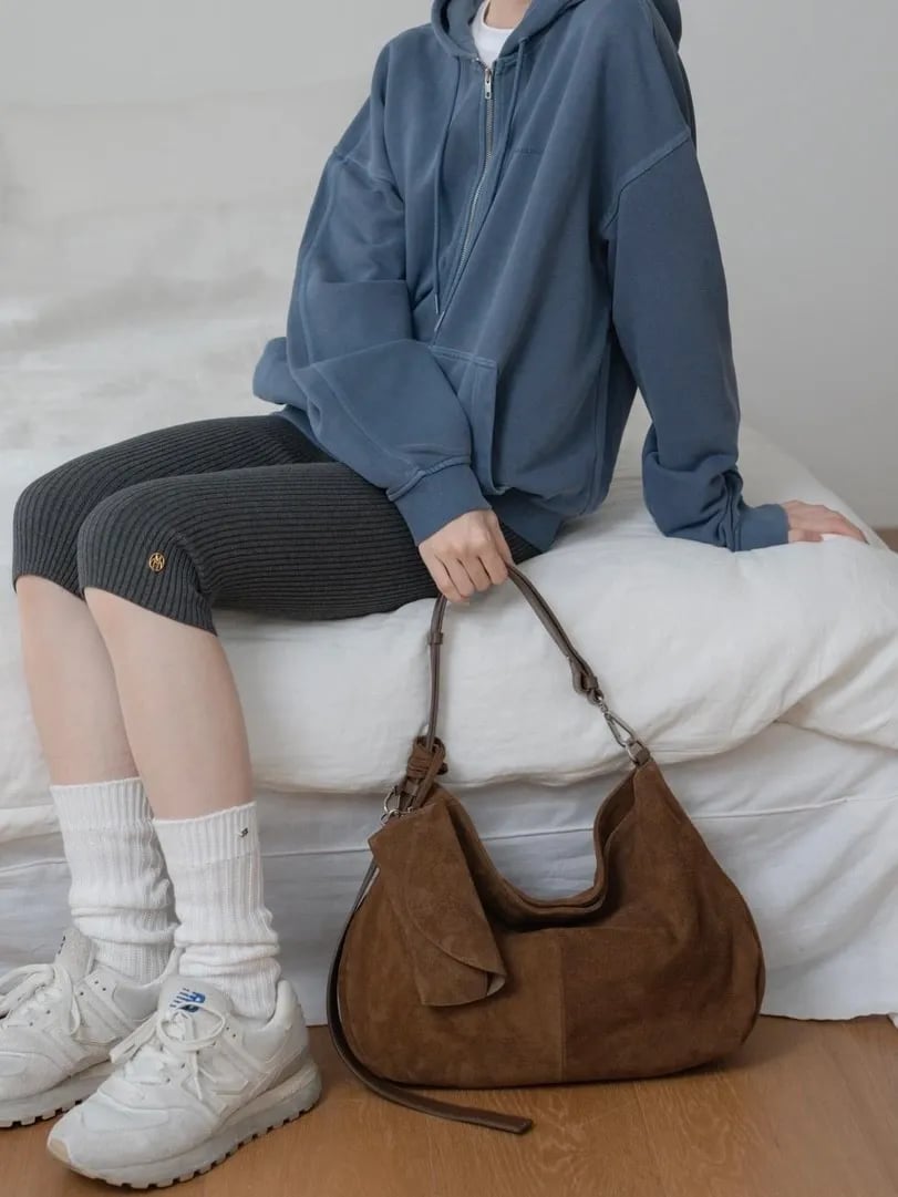 B30 Bucks&Leather 秋冬新款！大款 磁吸pita羊皮包