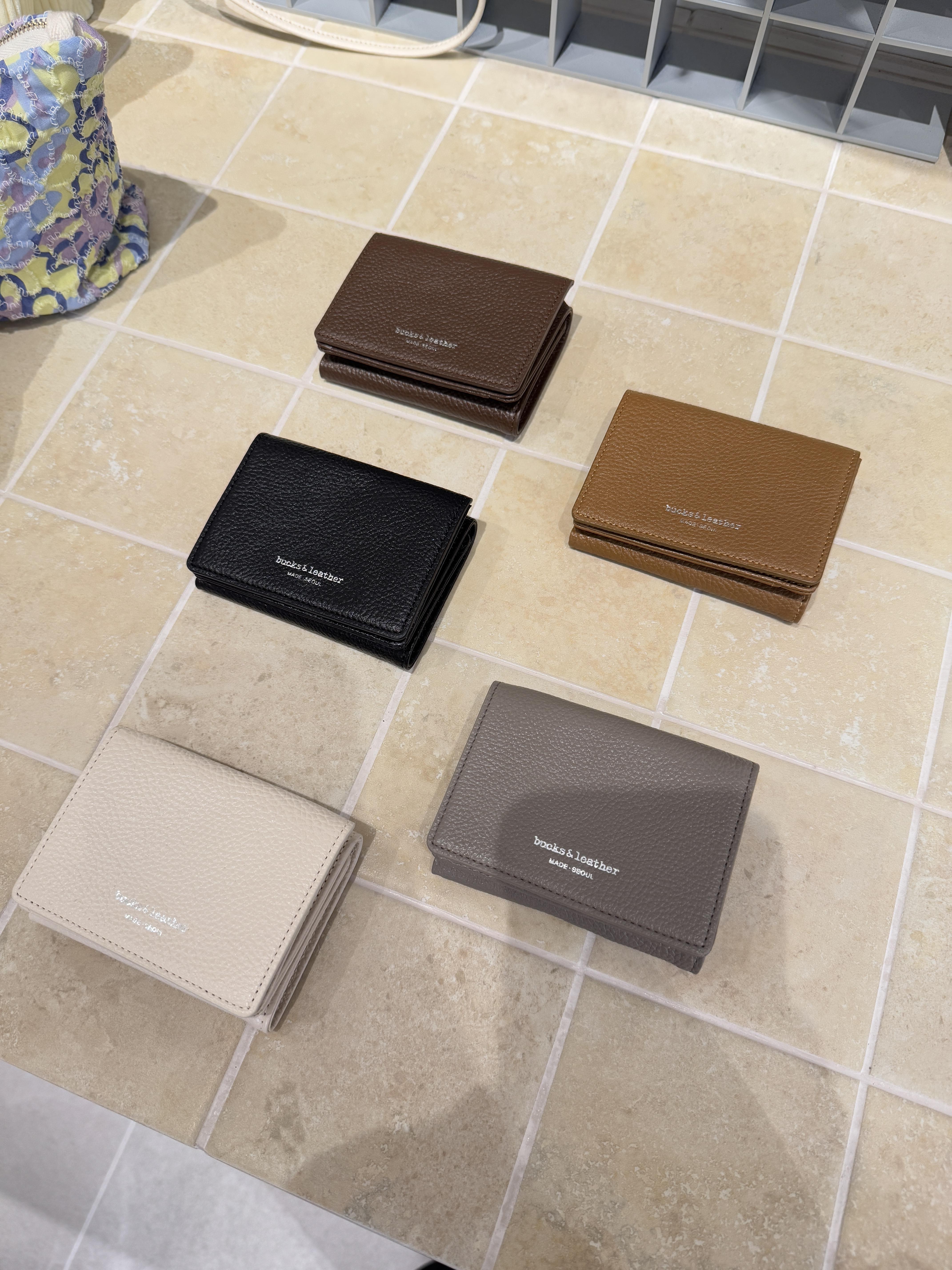 B31 Bucks&Leather 大推！小巧可愛三折牛皮短夾