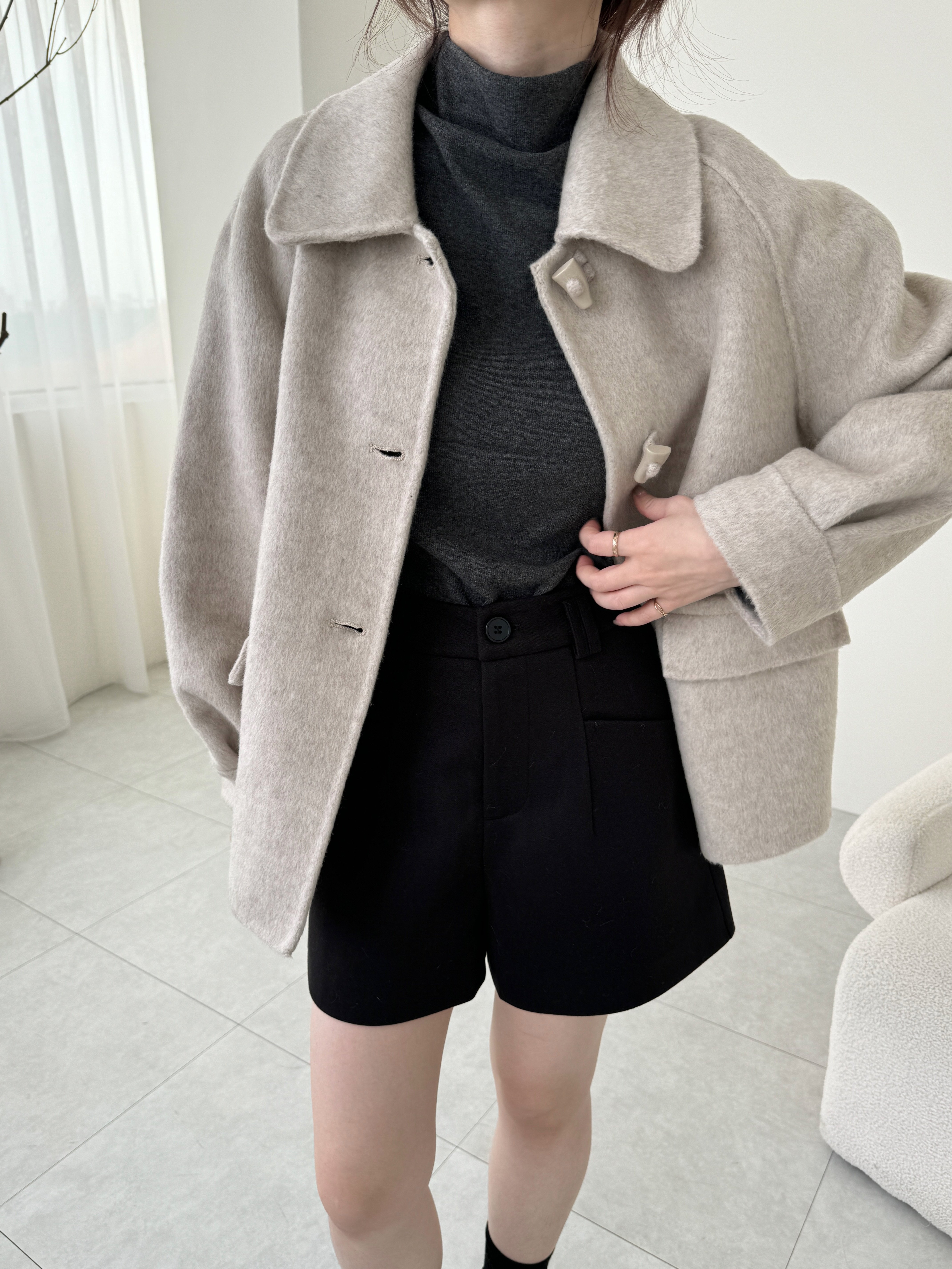 現貨 BEST！回歸) 牛角扣70%羊毛手工外套 2色