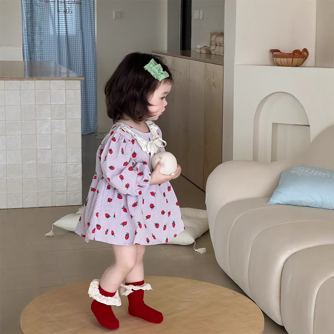 草莓小洋裝