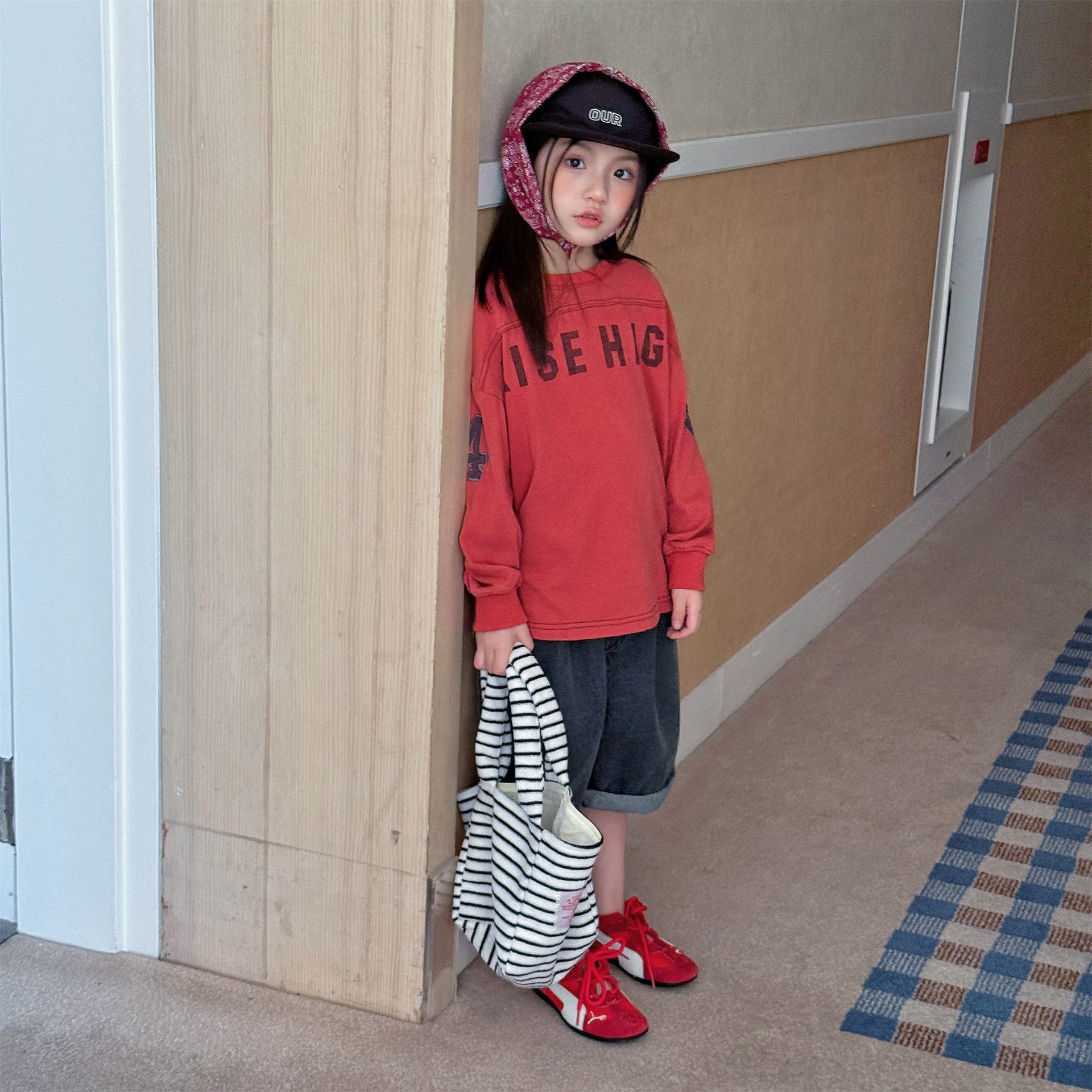 韓版男女童休閒45長T(米/紅/灰藍)