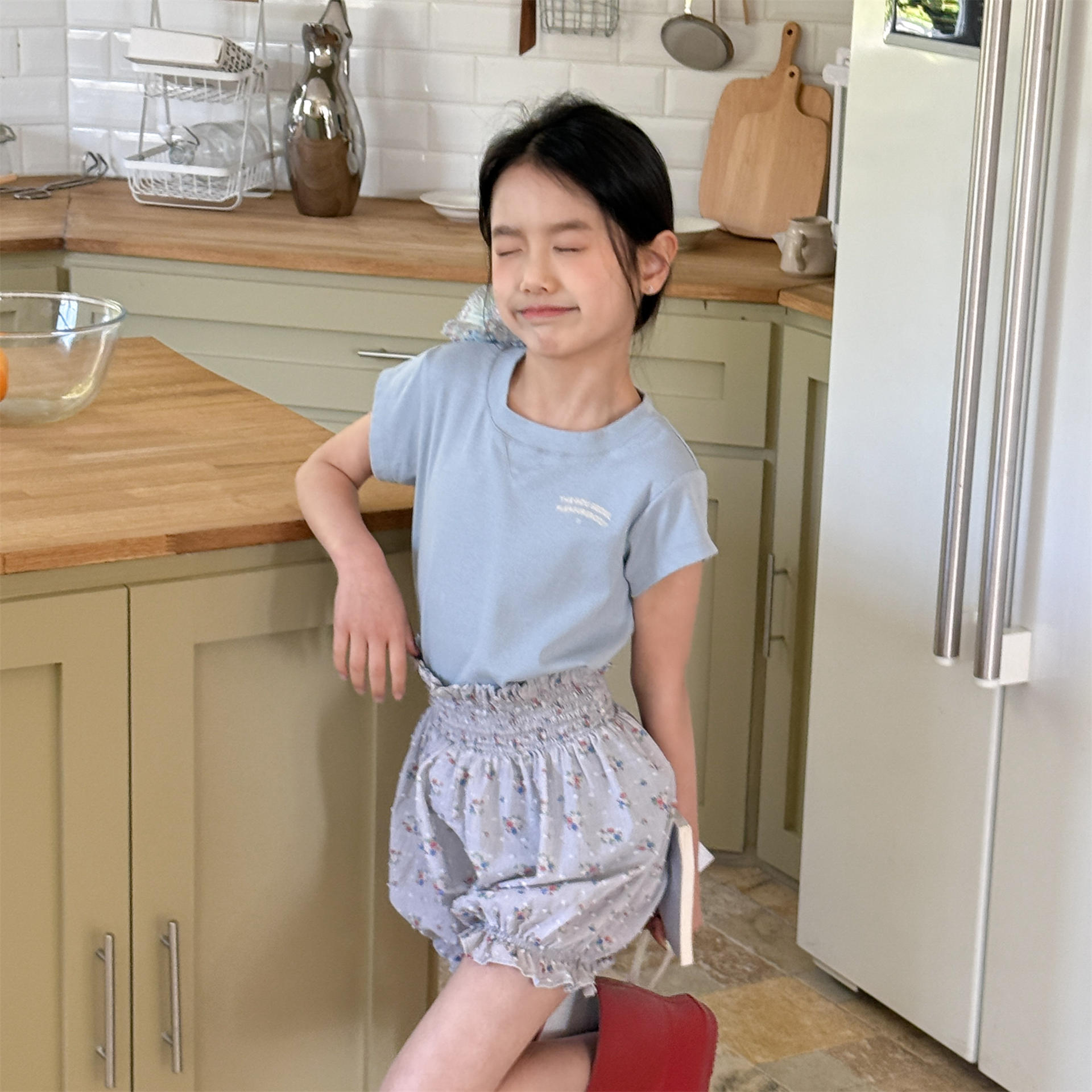 休閒運動短褲 (卡其/灰) 休閒運動短褲 (卡其/灰)