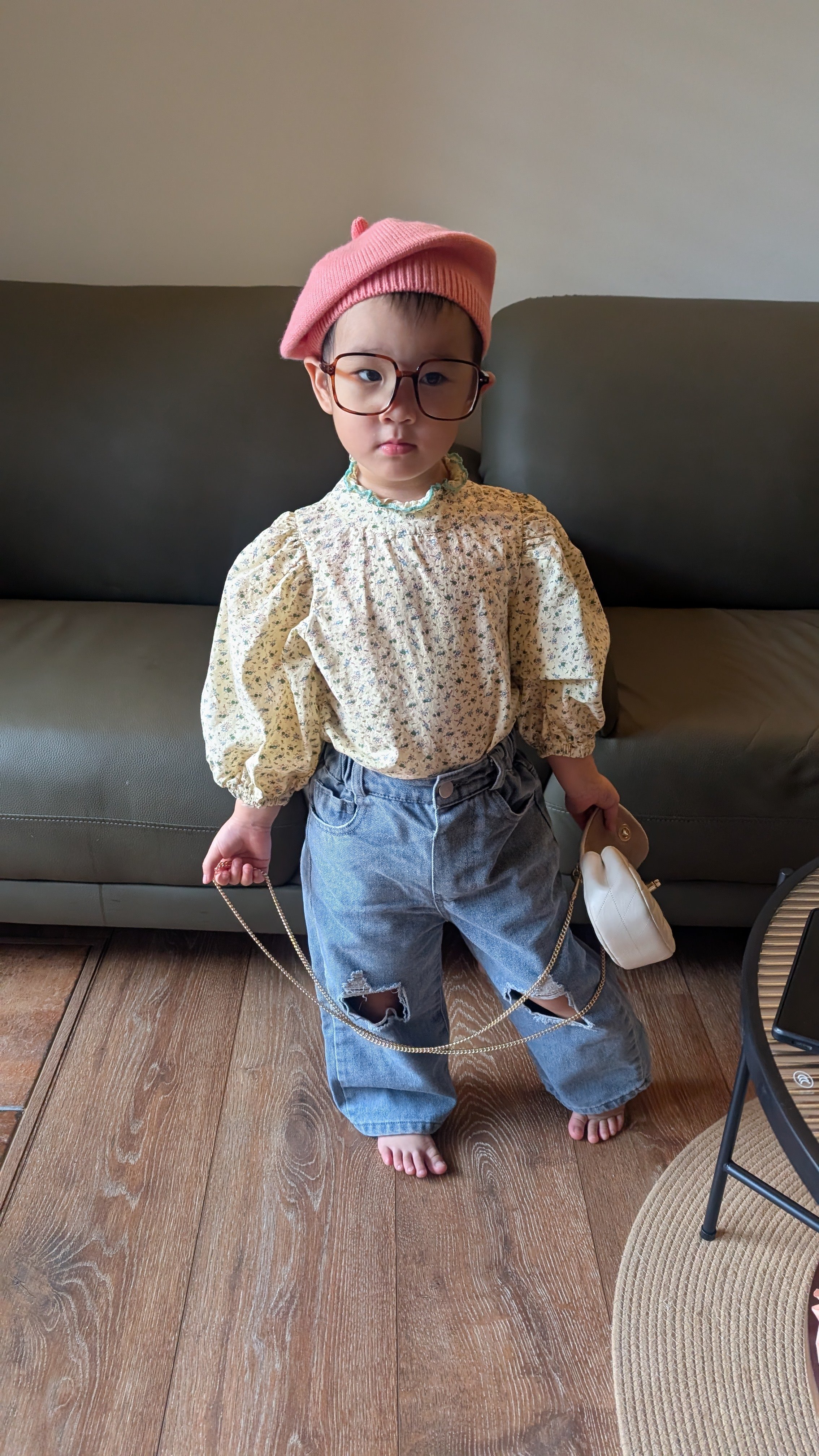 個性破洞闊腿牛仔褲