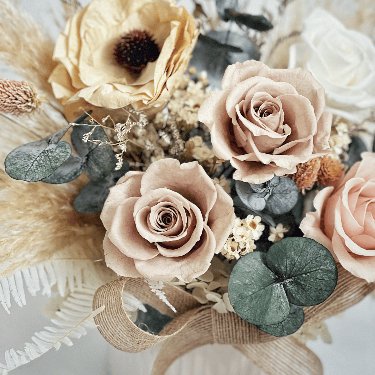 經典雋永永生玫瑰盆花(中型)