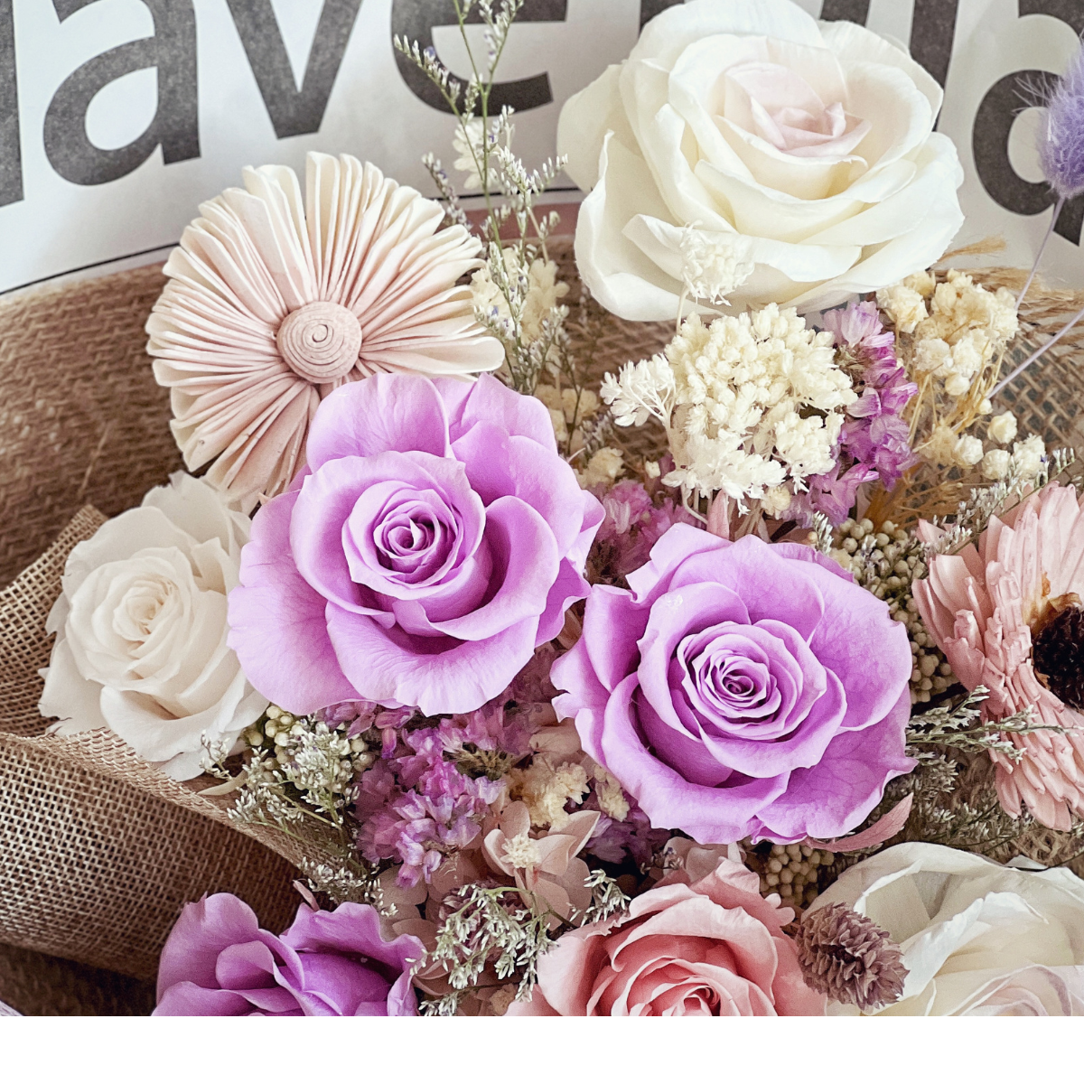 紫色浪漫永生玫瑰花束
