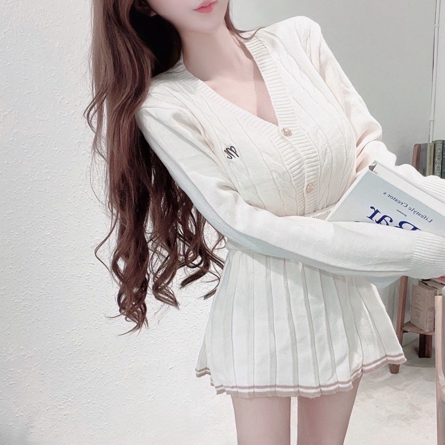 針織鈕釦外套+百摺短裙套裝｜三色