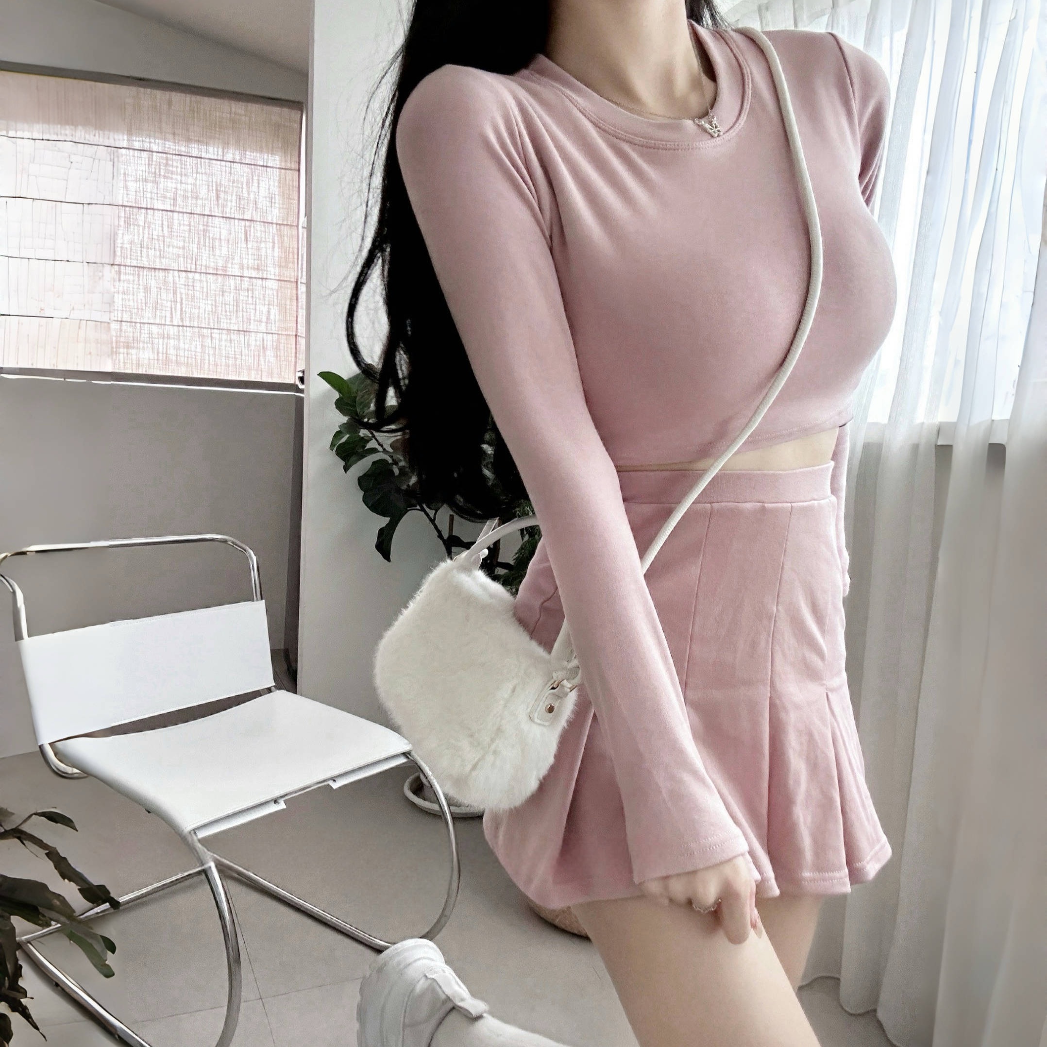 罩杯短版圓領上衣+百褶短裙套裝｜四色