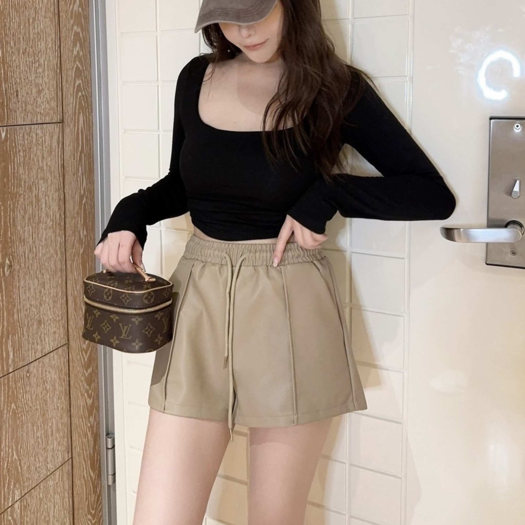 高腰抽繩皮革短褲｜三色