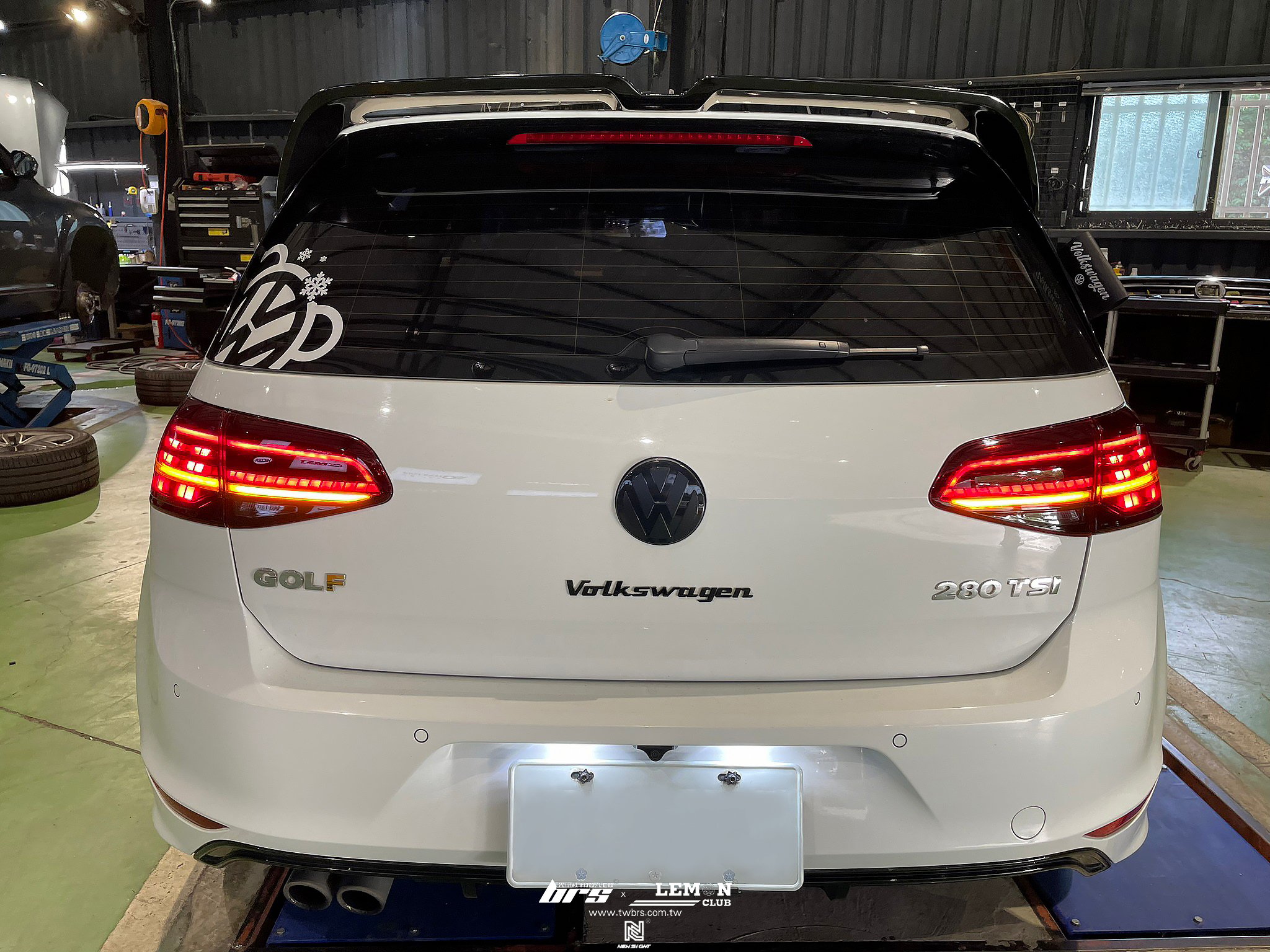 Volkswagen Golf 7 安裝 7.5代流水LED尾燈