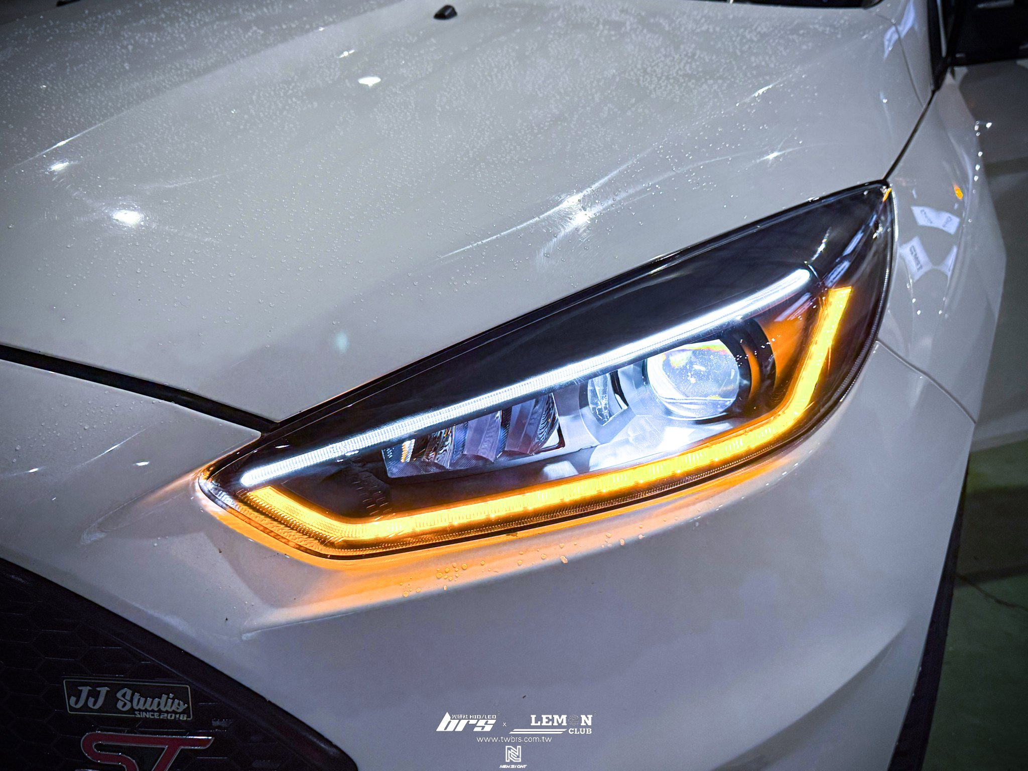 Ford Focus MK3.5 安裝 全LED導光大燈總成