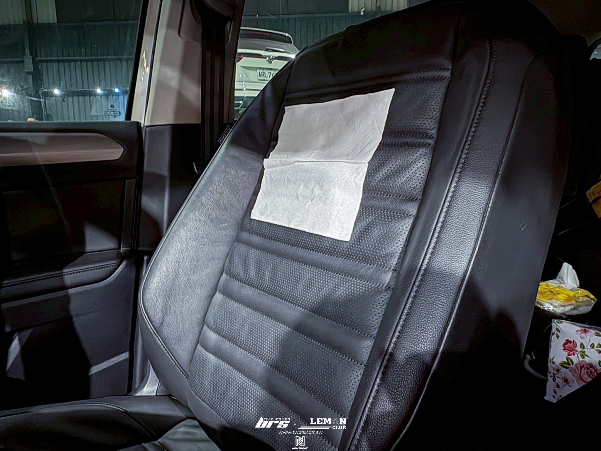 Volkswagen Touran 安裝 前座通風椅+新款觸碰冷氣面板