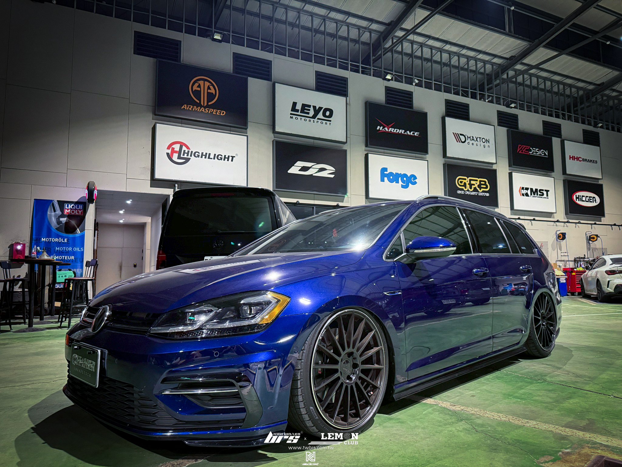 Volkswagen Golf 7.5 Variant 安裝 Feelair BP4高配 氣壓避震器