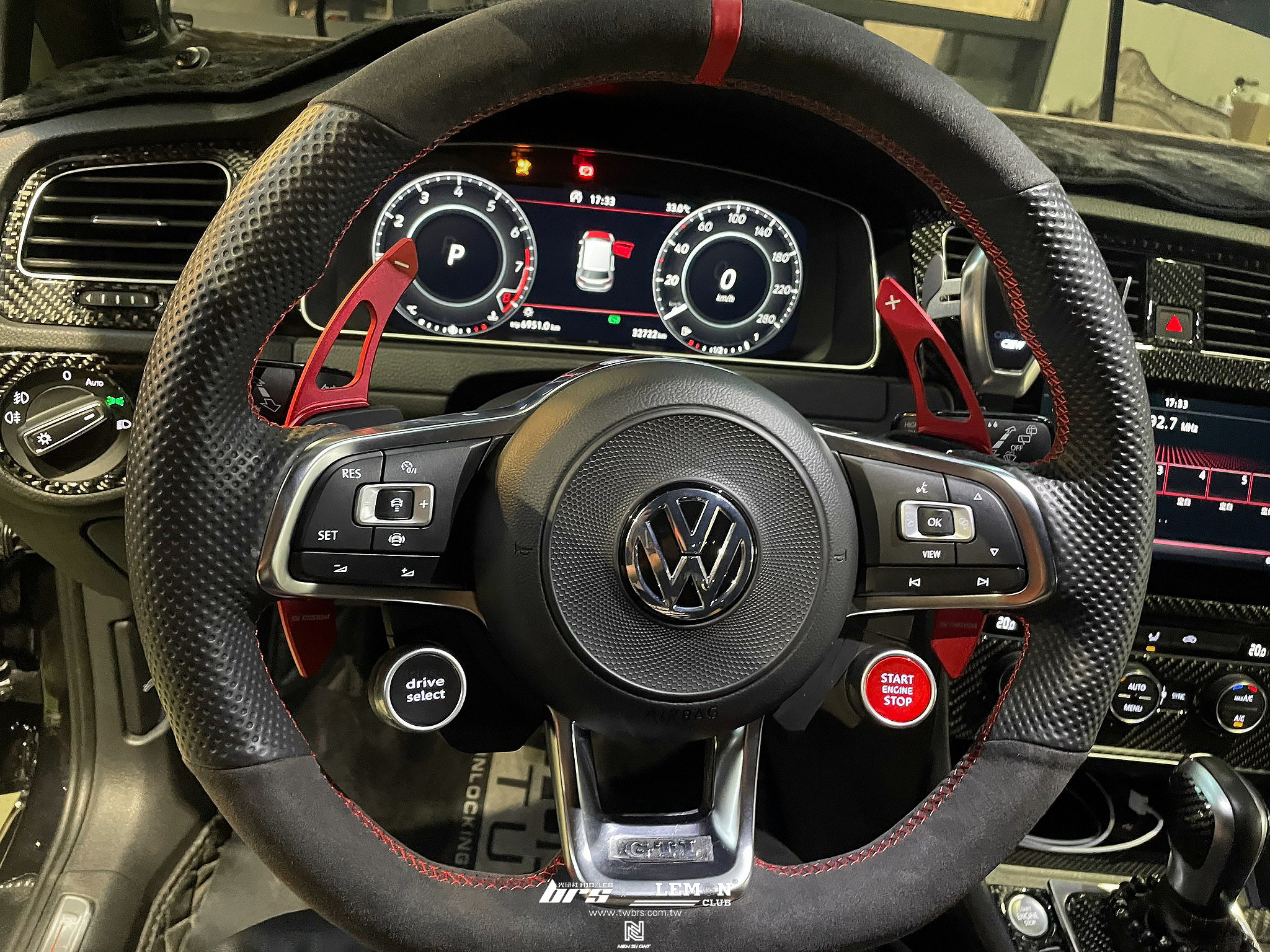 Volkswagen Golf 7.5 安裝 方向盤啟動按鍵