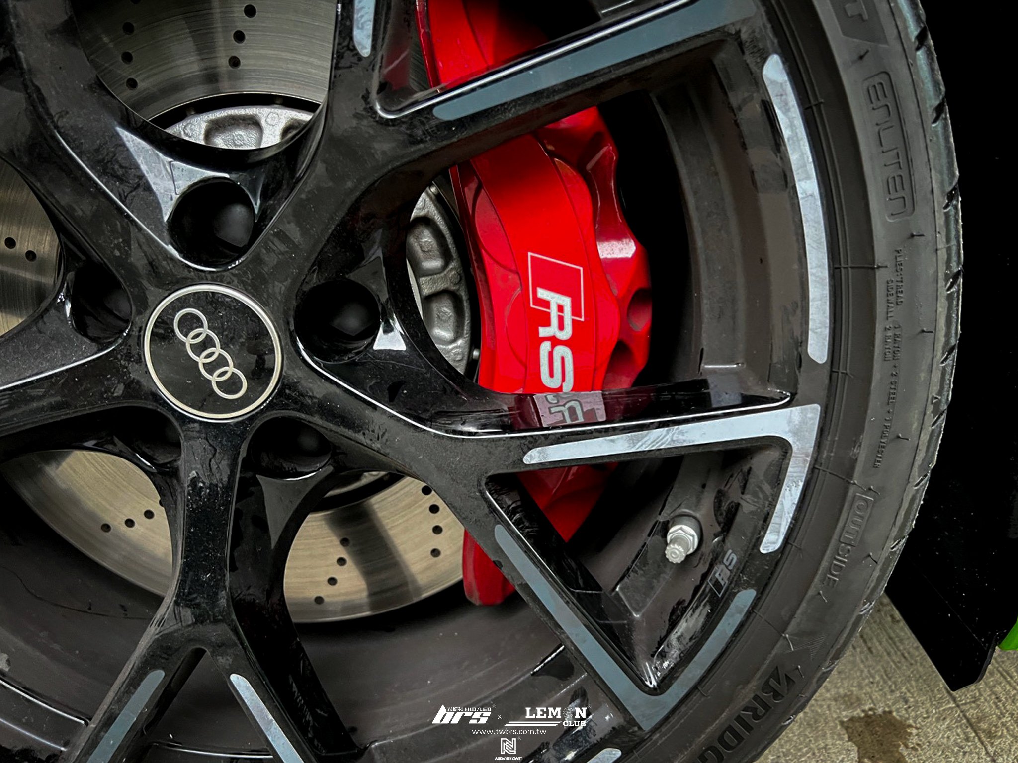 Audi RS3 安裝 原廠直接式胎壓系統搭配原廠氣嘴