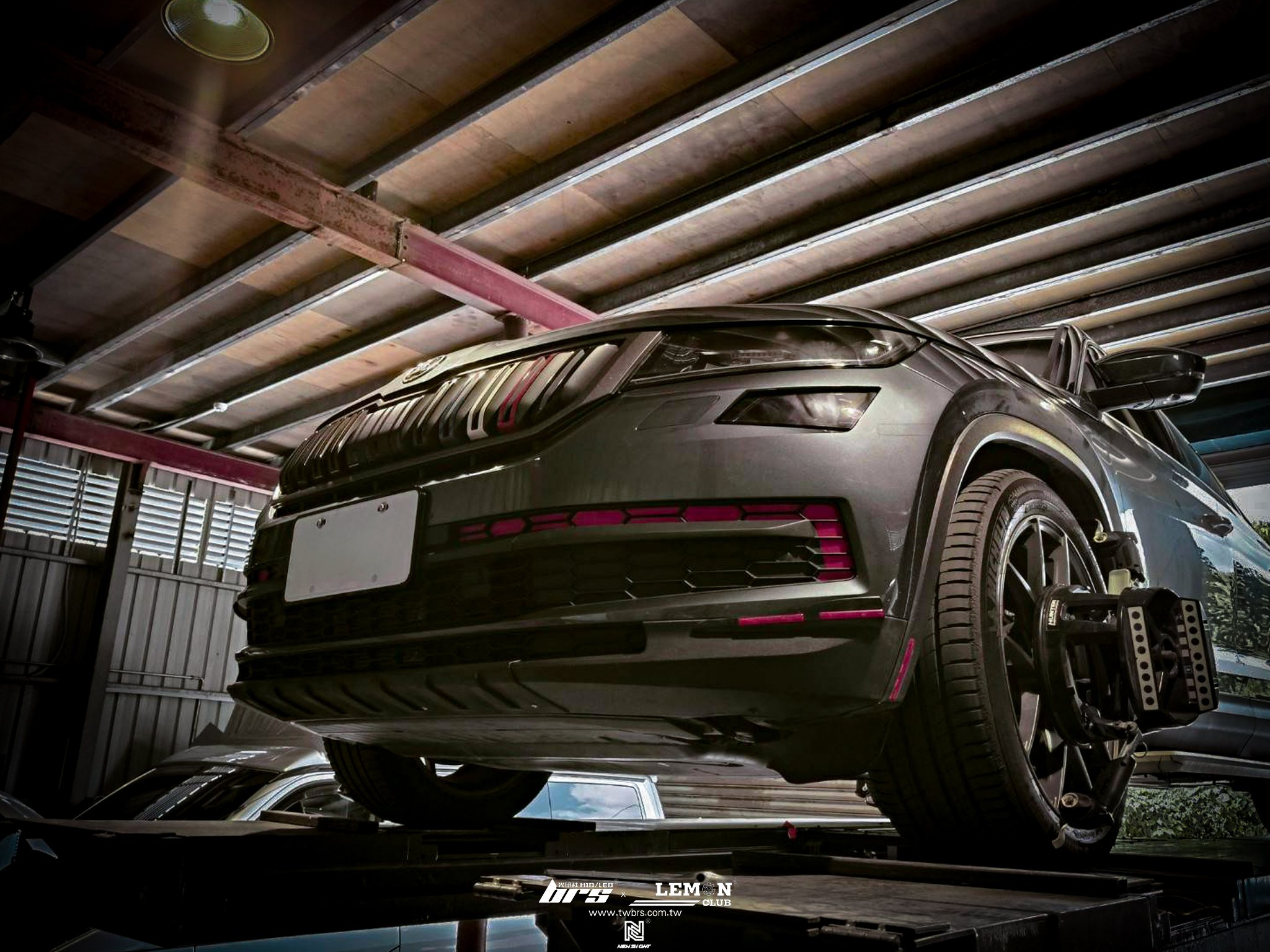 Skoda Kodiaq 保養 KATECOOL變速箱冷卻器+KCDesign前防傾桿+PQ冷氣活性碳外置濾芯+MQB 專用副車架襯套+HUNTER 3D電腦四輪定位