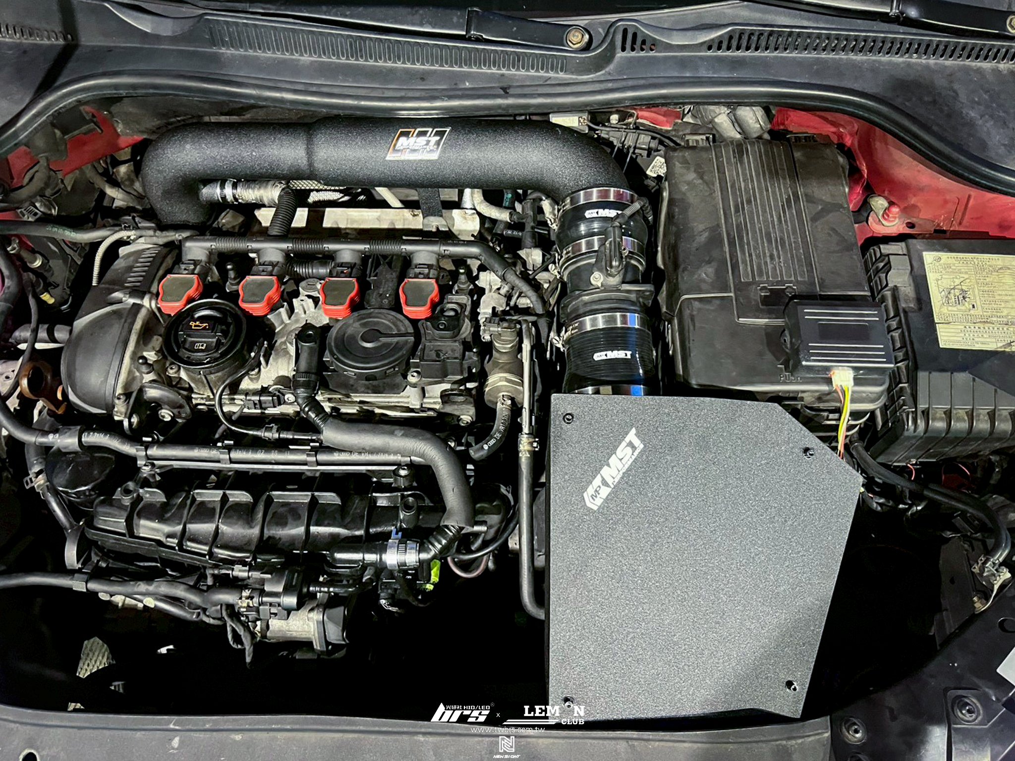 Volkswagen Golf 6 安裝 MST進氣系統