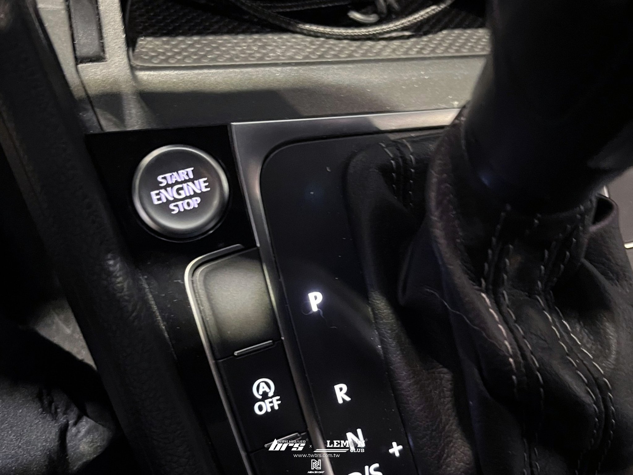 Volkswagen Golf 7.5 Variant 安裝 白光啟動開關