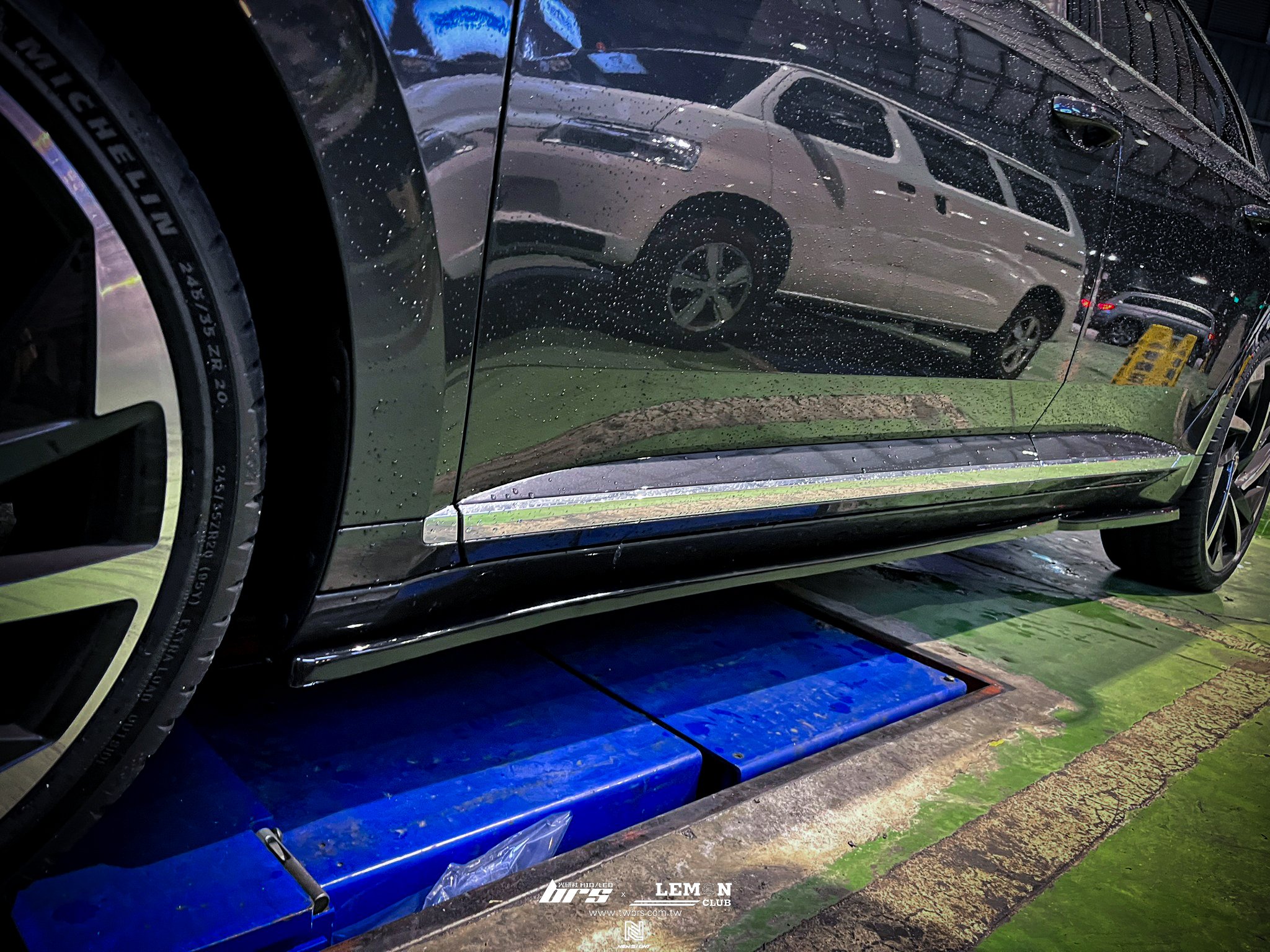 Volkswagen Arteon 安裝 類MAX側裙