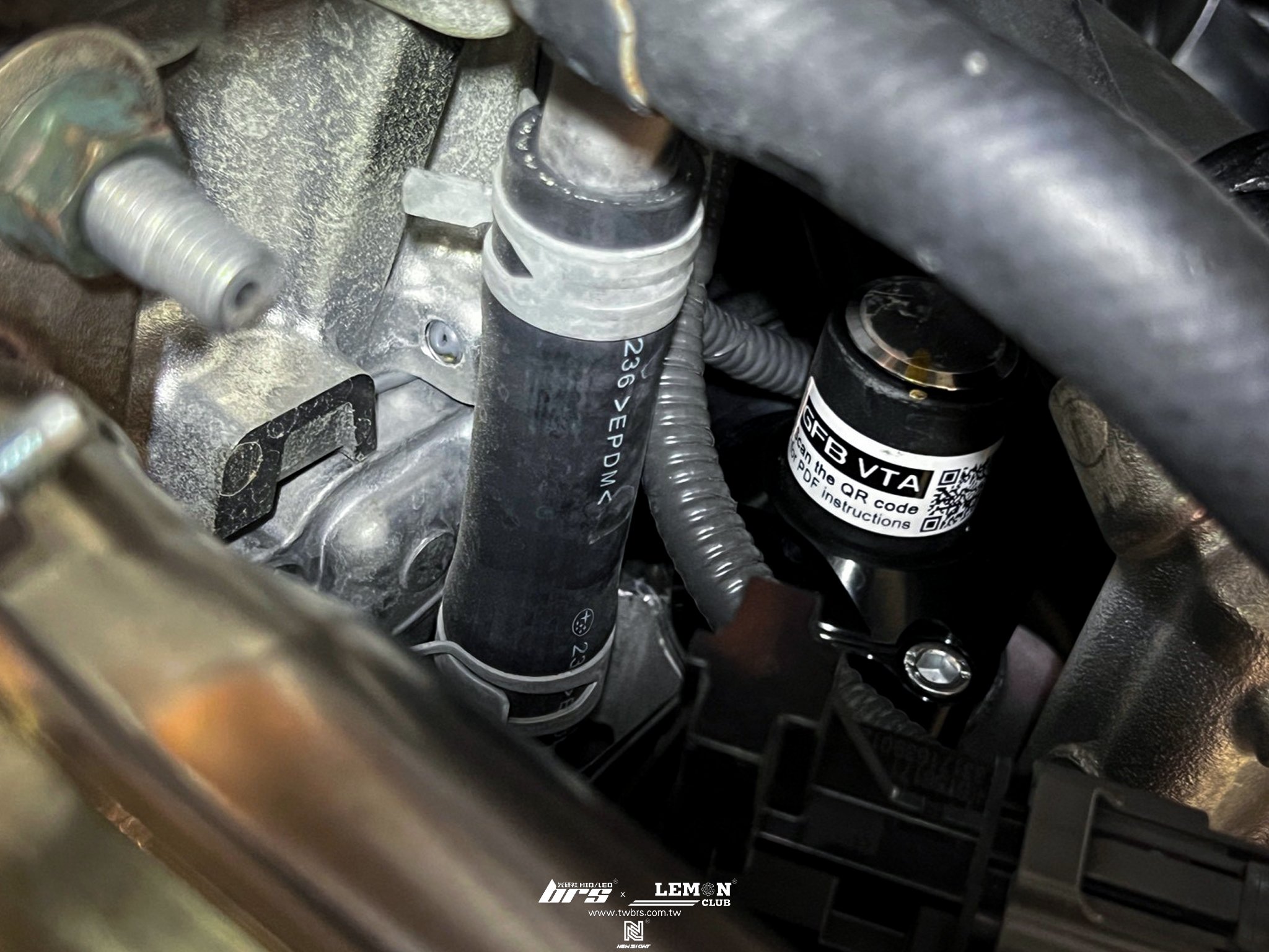 Subaru WRX 安裝 GFB 電子強化外洩式洩壓閥