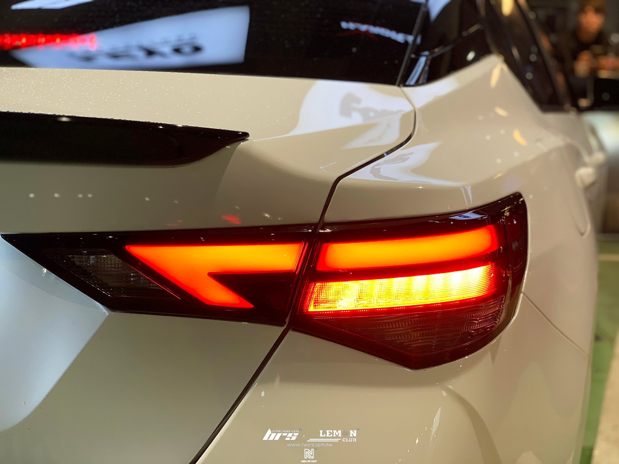 Nissan Sentra 安裝 LED尾燈