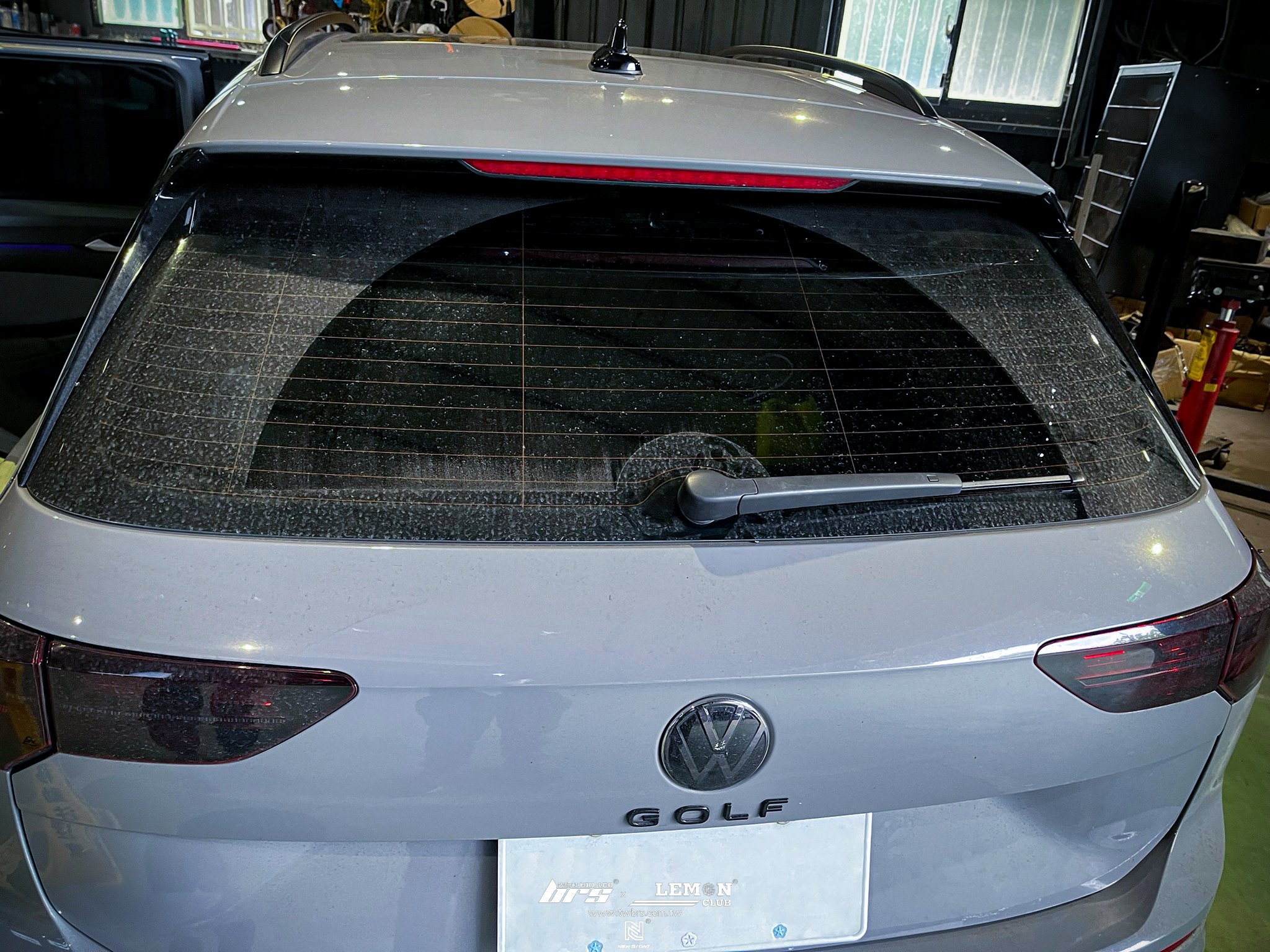 Volkswagen Golf 8 Variant 安裝 原廠後雨刷