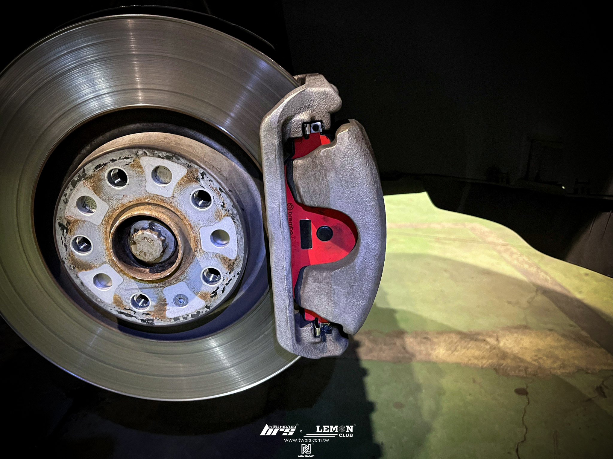 Skoda Kodiaq 安裝 前Brembo來令片(黑皮)