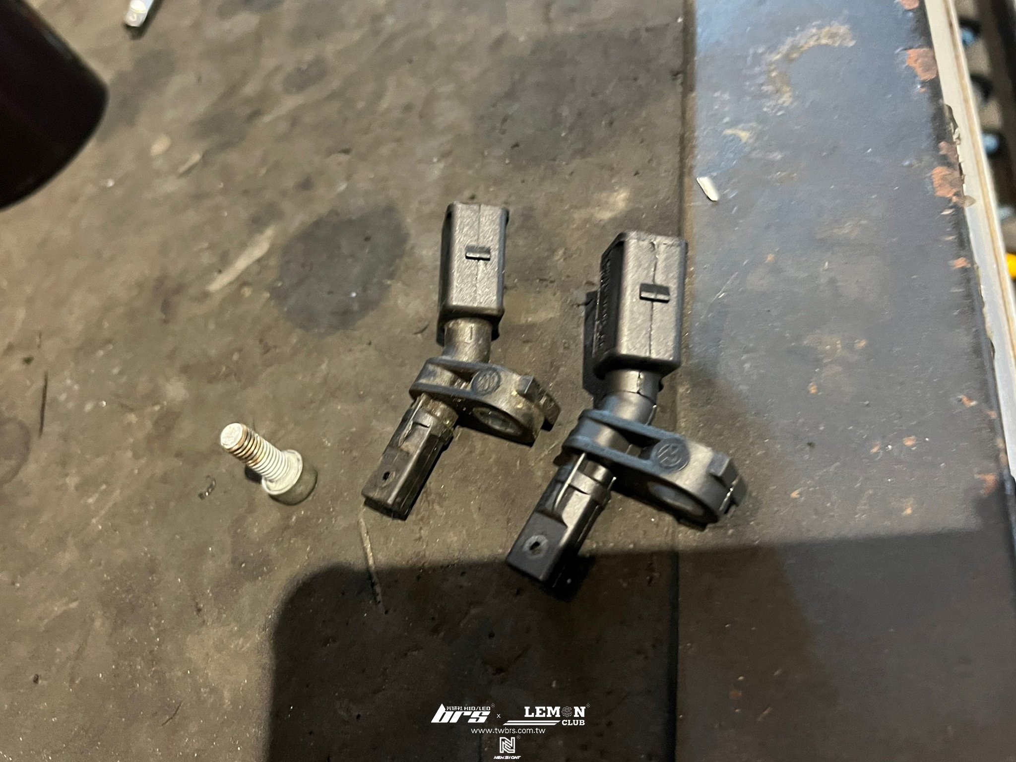 Skoda Fabia 安裝 輪速感知器