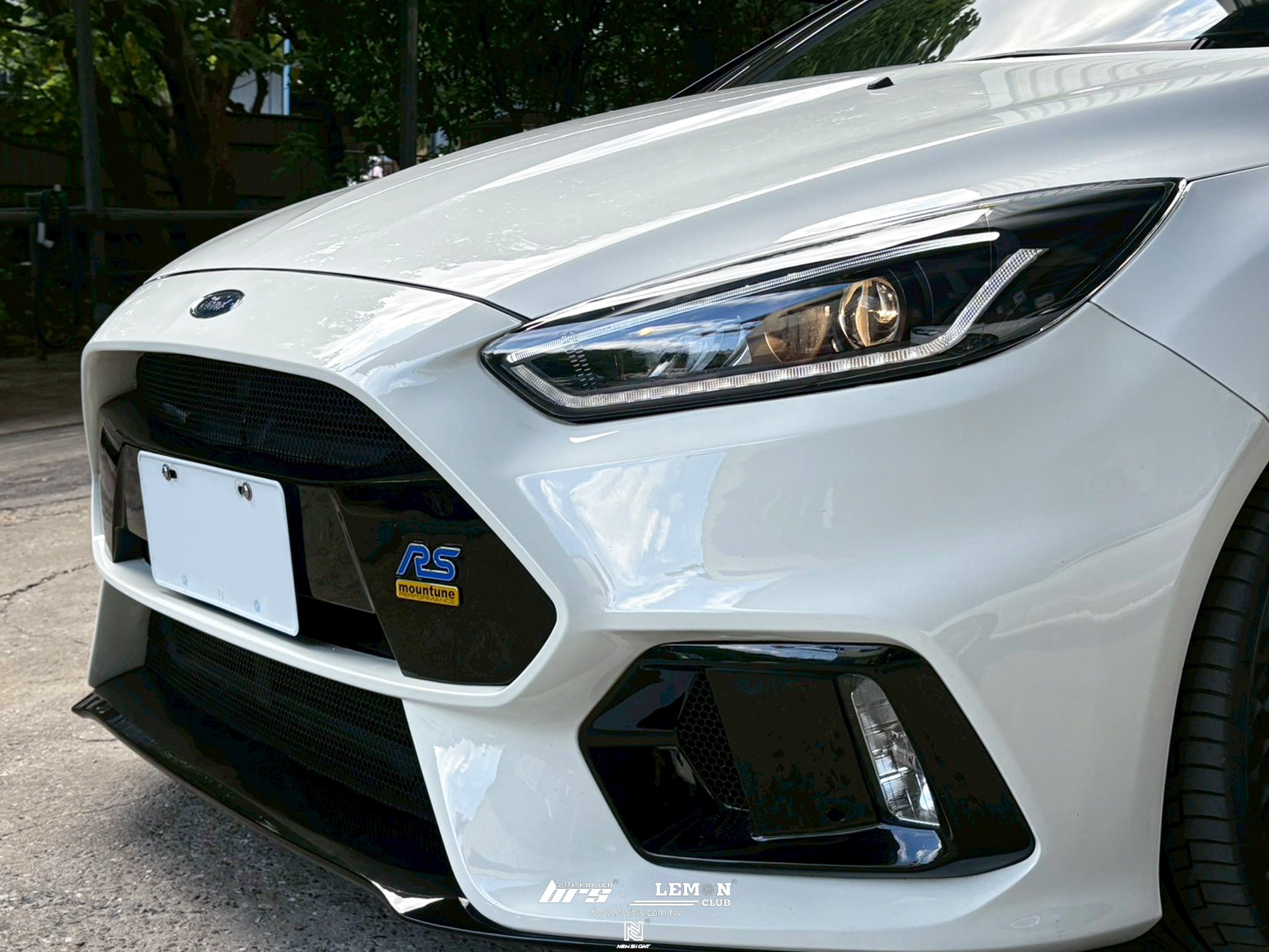 Ford Focus 安裝 全LED導光大燈總成