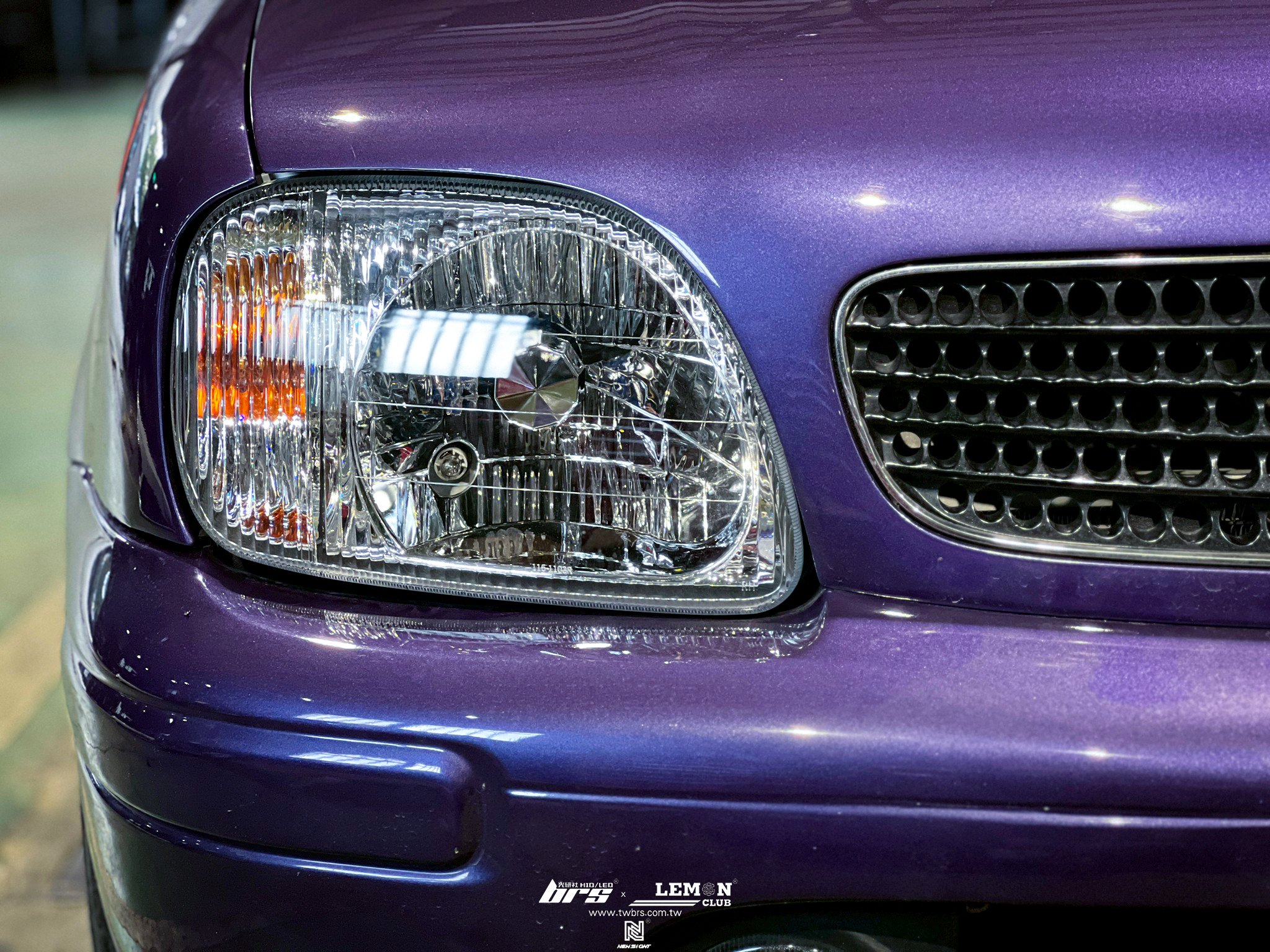 March K11 安裝 原廠型大燈總成