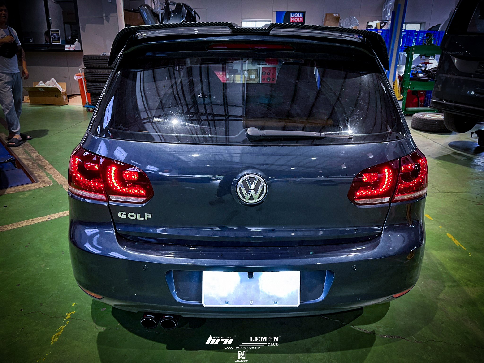 Volkswagen Golf 6 安裝 R20副廠流水LED尾燈