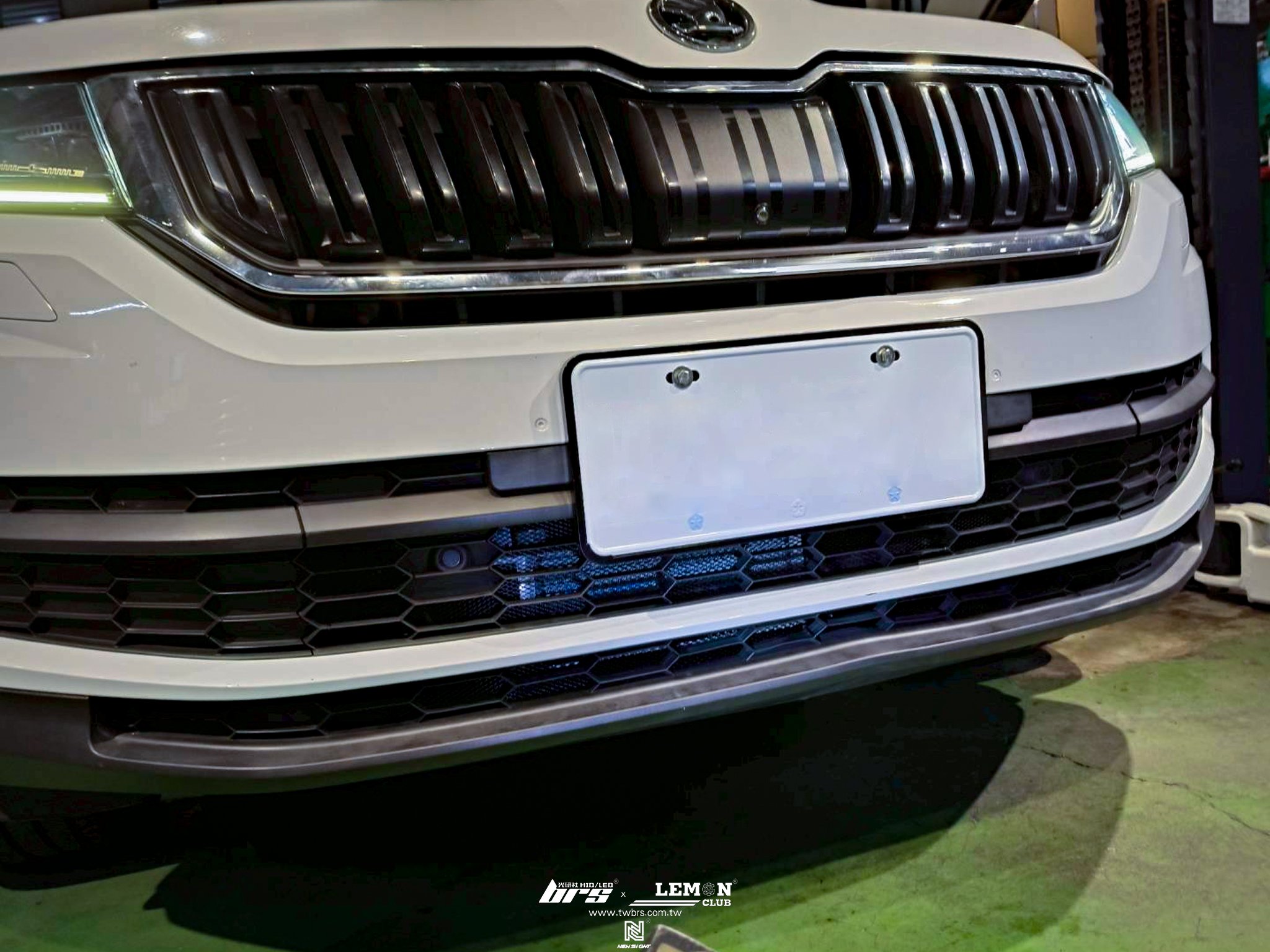 Skoda Kodiaq 安裝 KATECOOL DQ250 變速箱冷卻器+前保桿防跳石網+水泵浦+皮帶更換