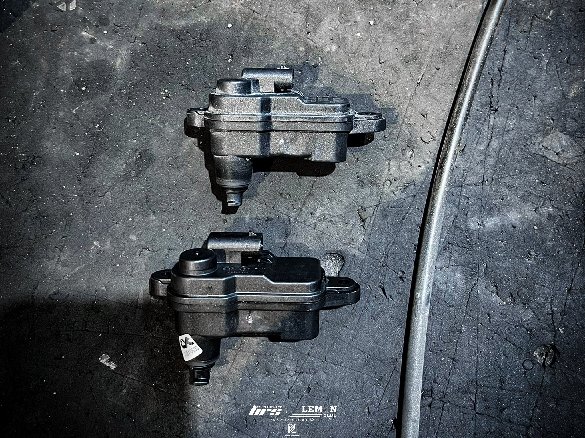 Skoda Rapid 保養 油箱蓋馬達開關更換