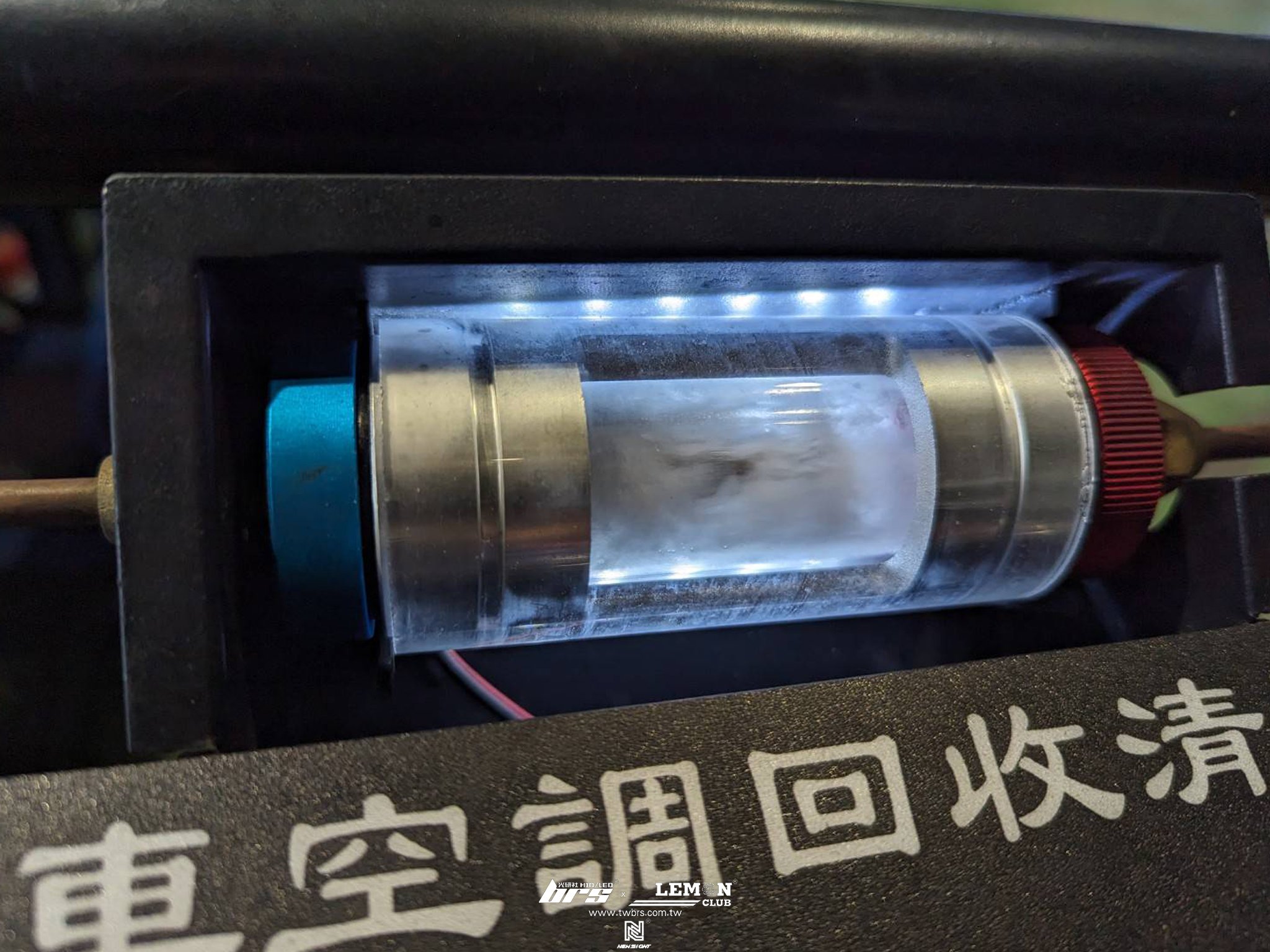 Skoda Superb 保養(DOT4號煞車油+萊茵機油0W20+原廠變速箱油+原廠機油濾芯+原廠變速箱油濾芯+原廠火星塞+原廠進氣濾芯)+冷氣清洗+節氣門清洗