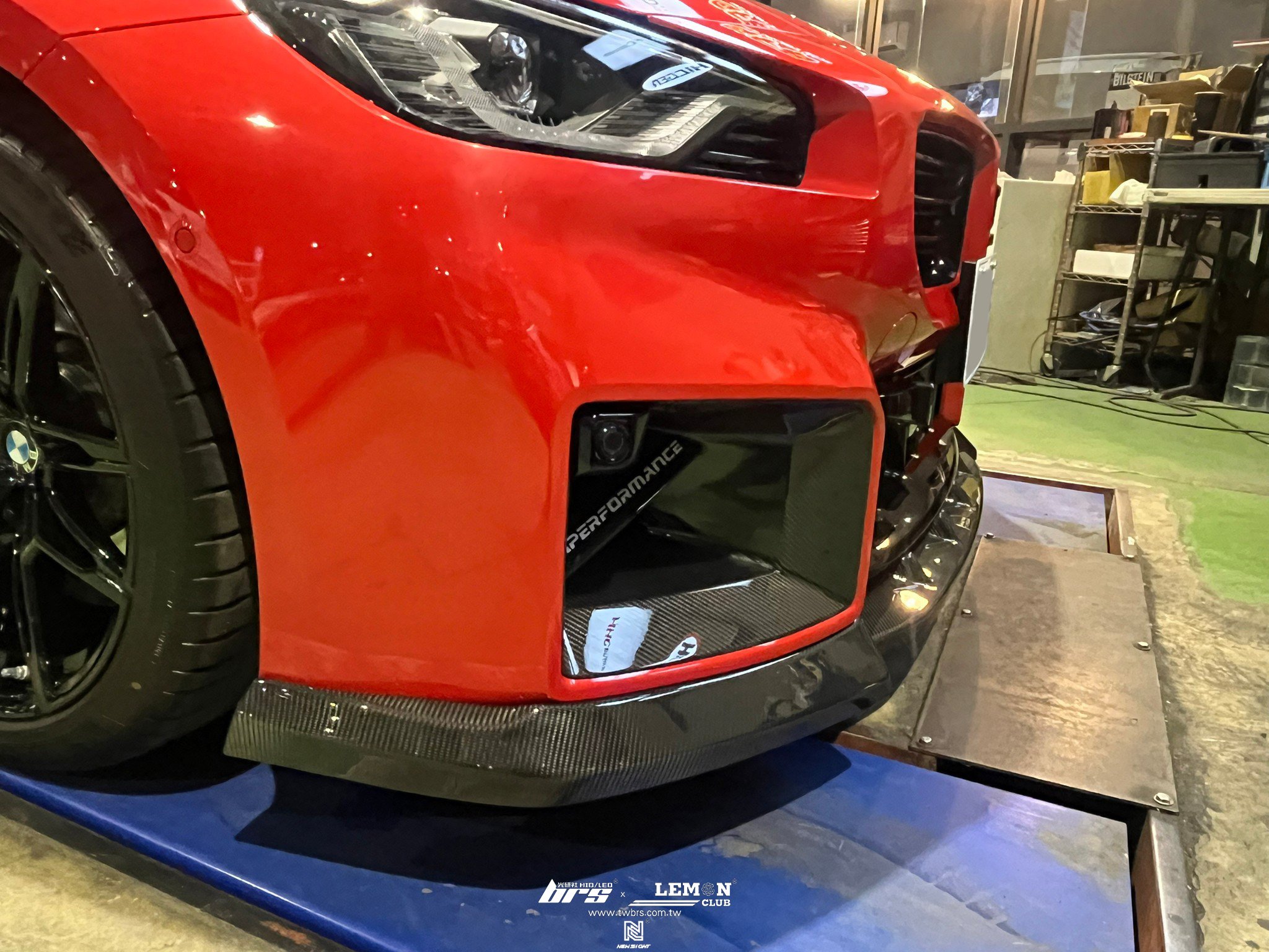 BMW M2 F87 安裝 MAXTON套件