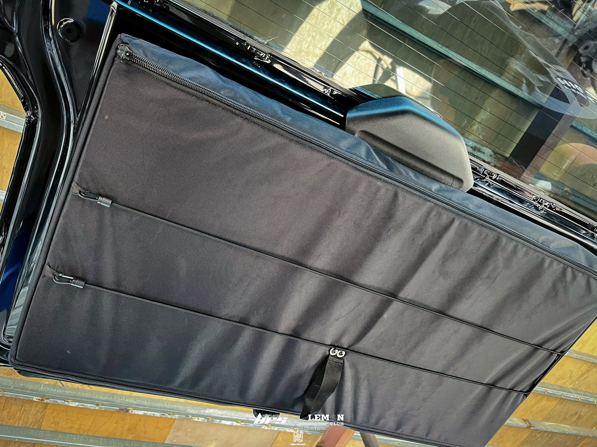 Volkswagen T6.1 安裝 後車箱輕量化座椅組