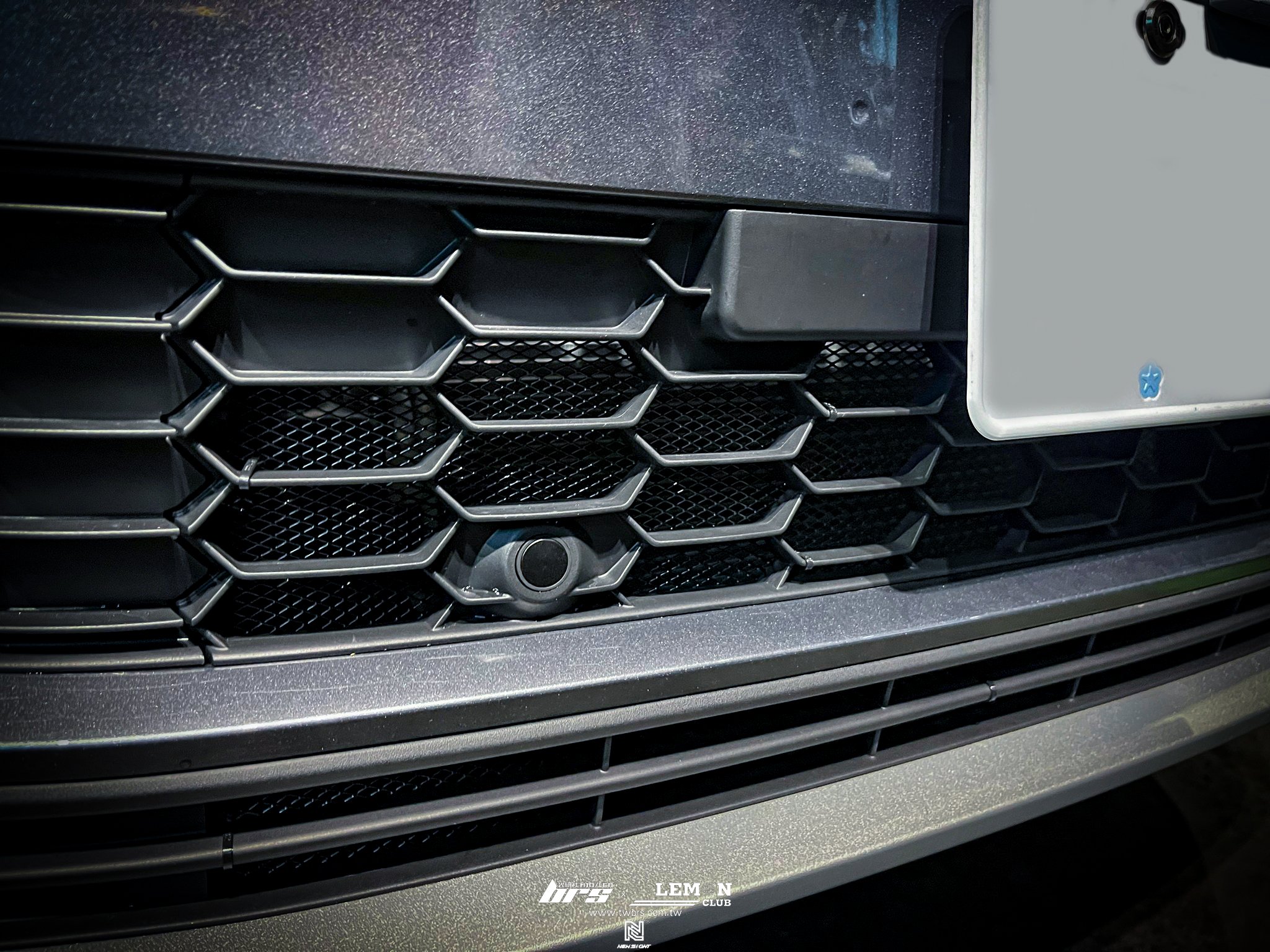 Skoda Kodiaq 安裝 保桿防跳石網