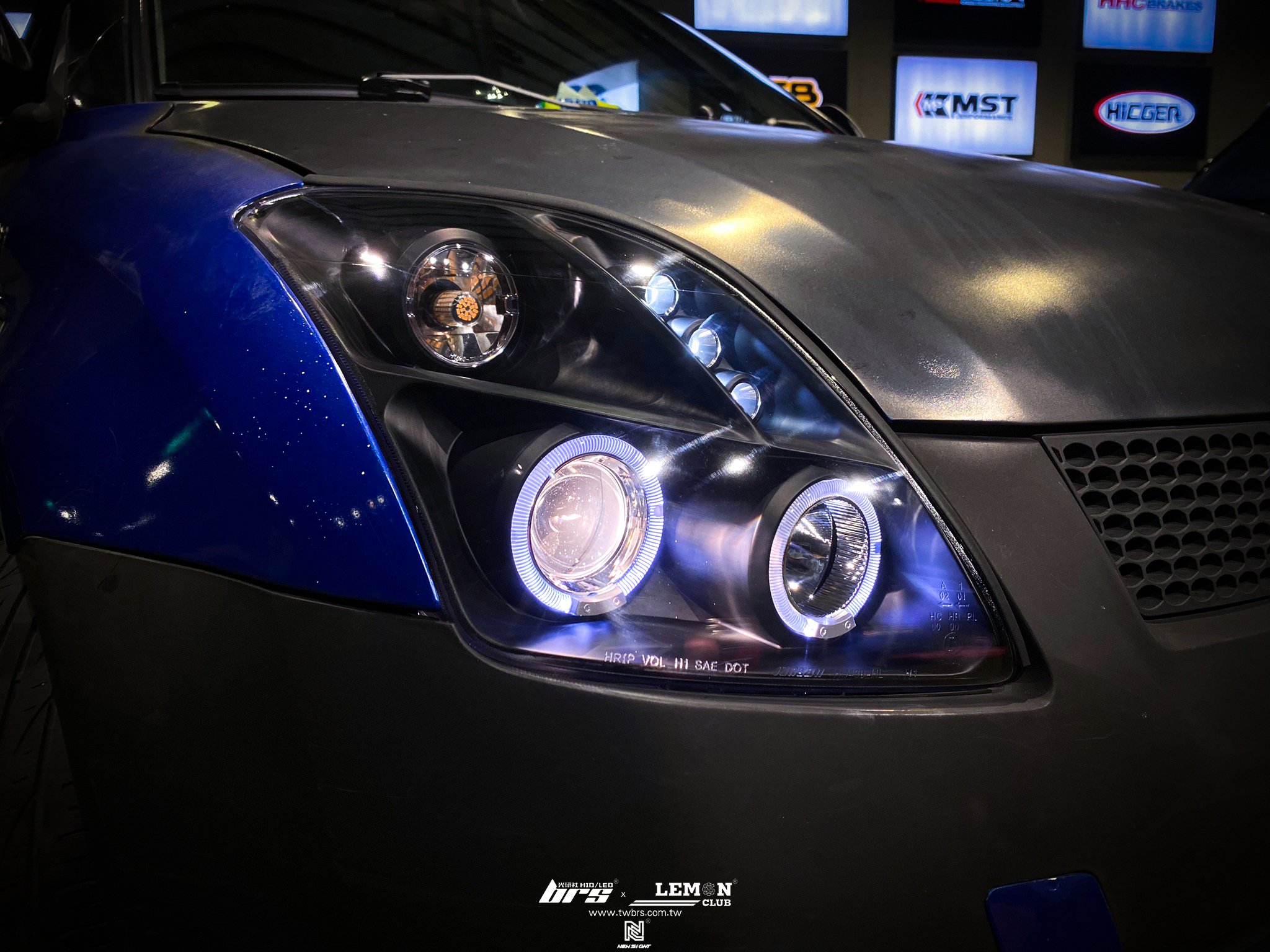 Suzuki Swift 安裝 魚眼大燈總成-黑底款