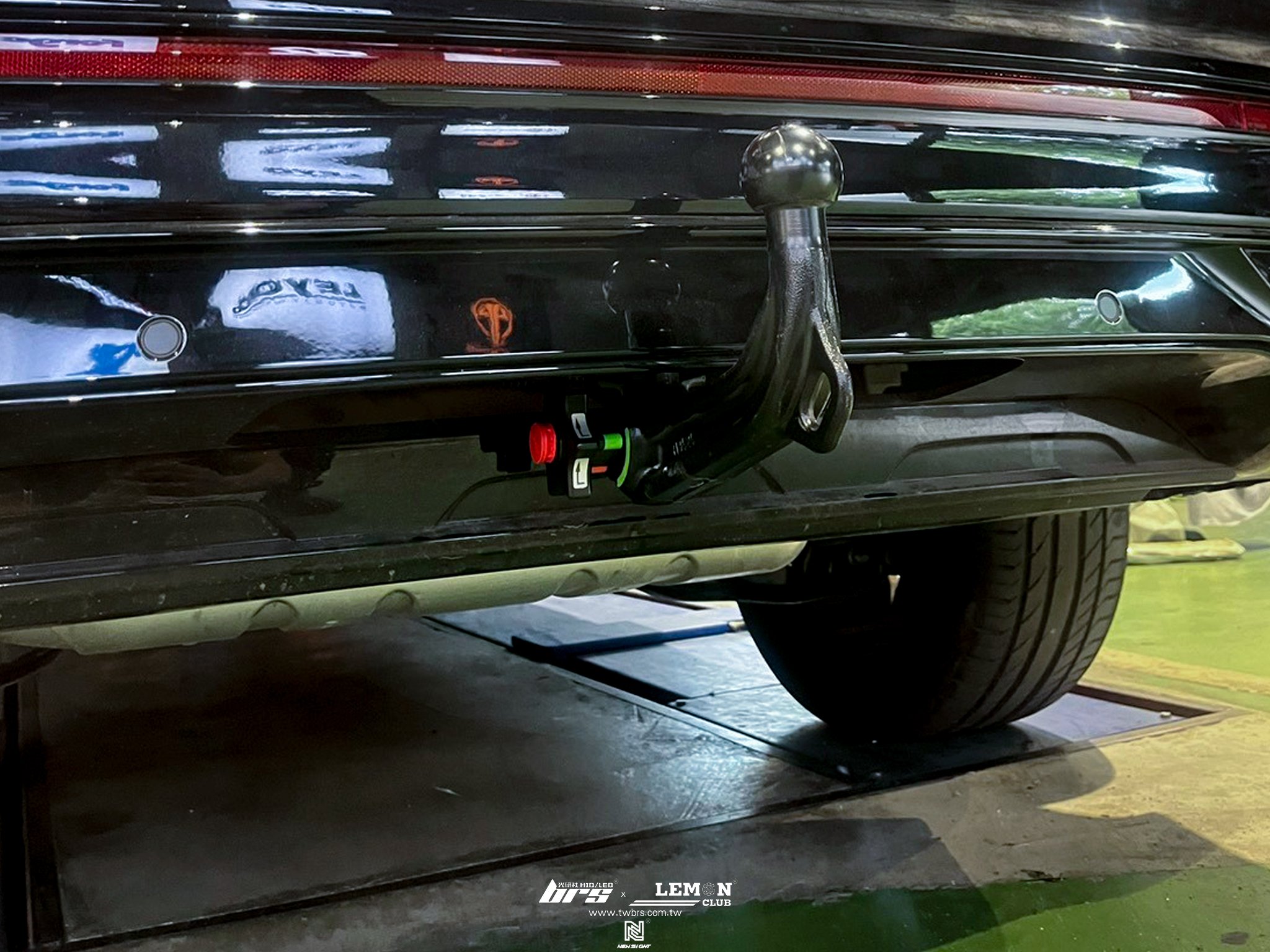 Volkswagen New Tiguan 安裝 Westfalia快拆式拖車勾