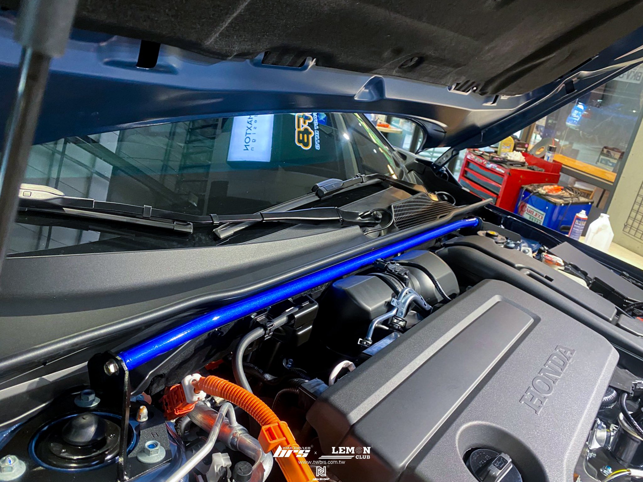 Honda Civic 11代 安裝 HARDRACE引擎室拉桿+HARDRACE前防傾桿+HARDRACE後防傾桿+HUNTER 3D電腦四輪定位