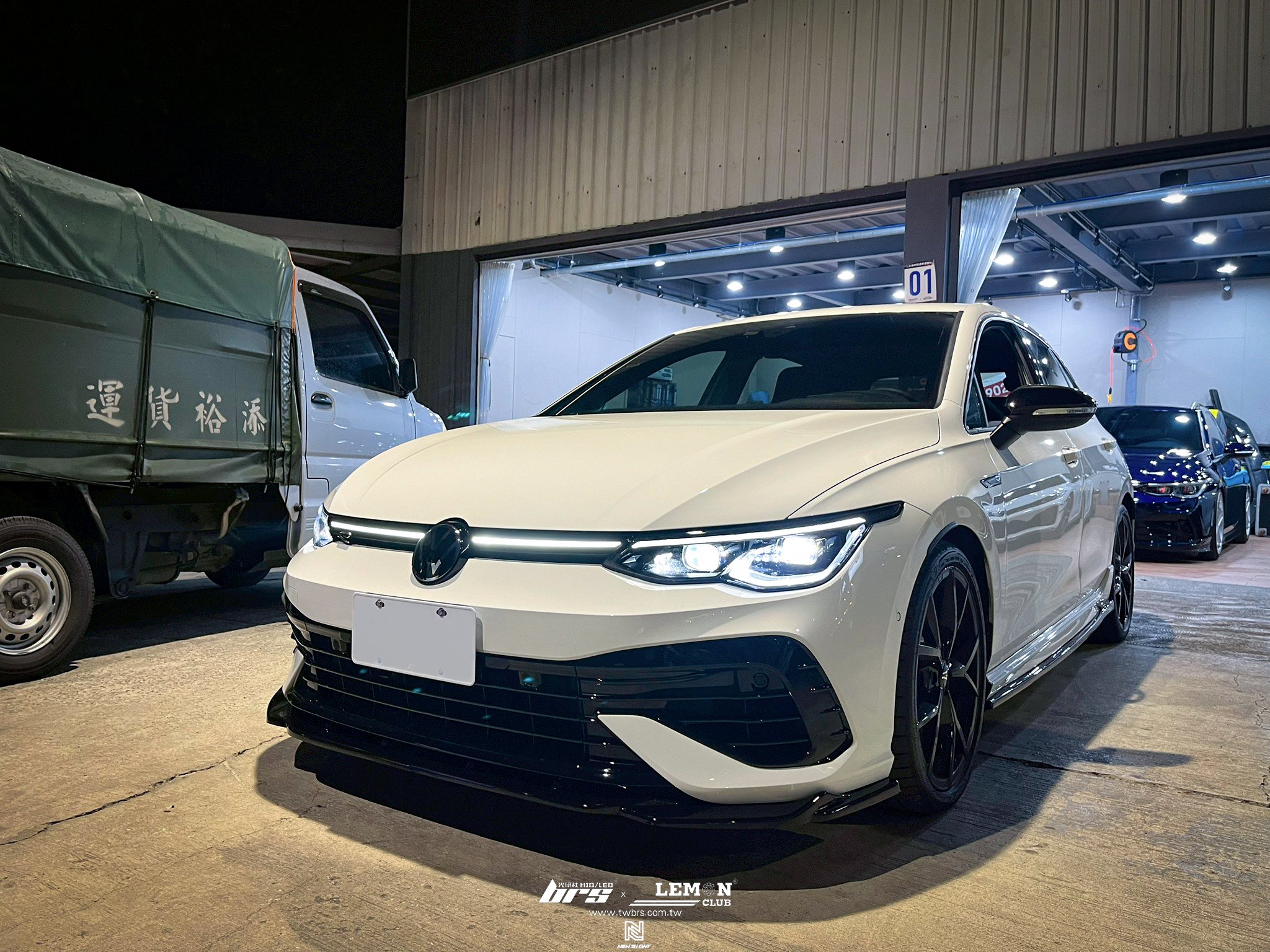 Volkswagen Golf 8 R 安裝 類MAX前下巴-V4+類MAX側裙-V1+怠速熄火啟停自動關閉器