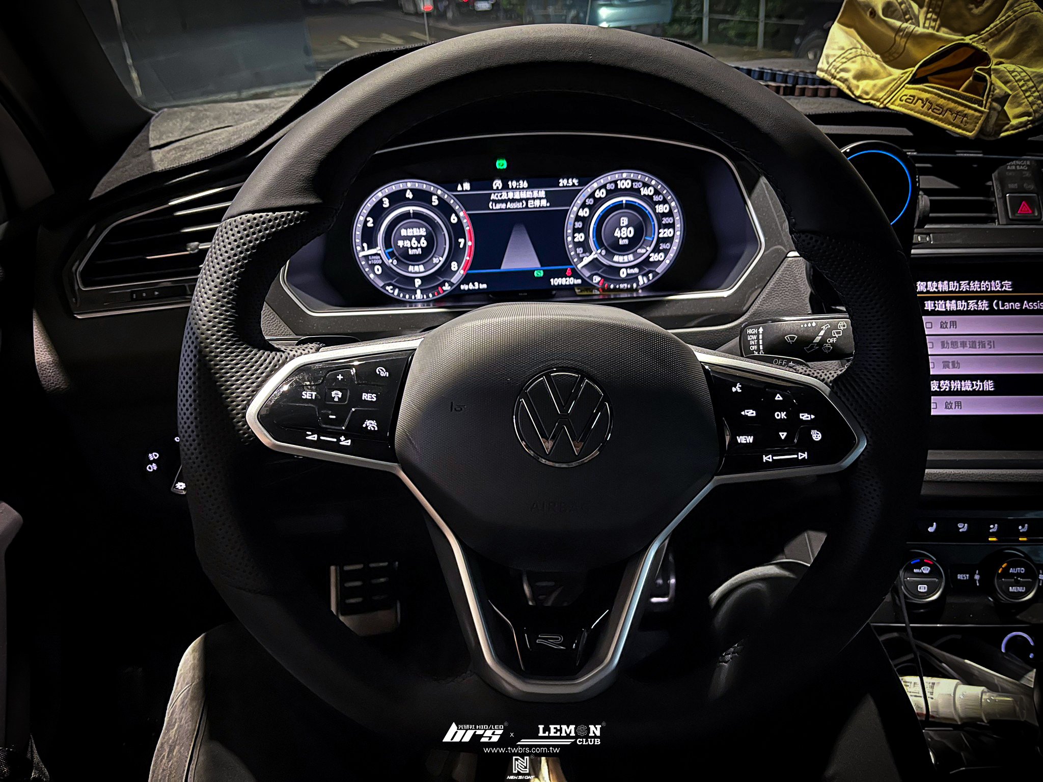 Volkswagen New Tiguan 安裝 觸碰方向盤+氣囊