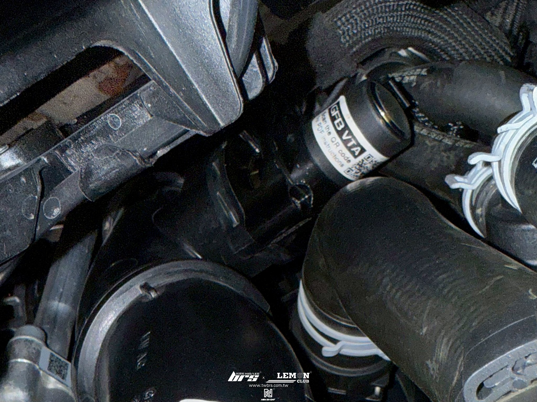 Volkswagen Golf 8 安裝 GFB外洩雙導式強化洩壓閥