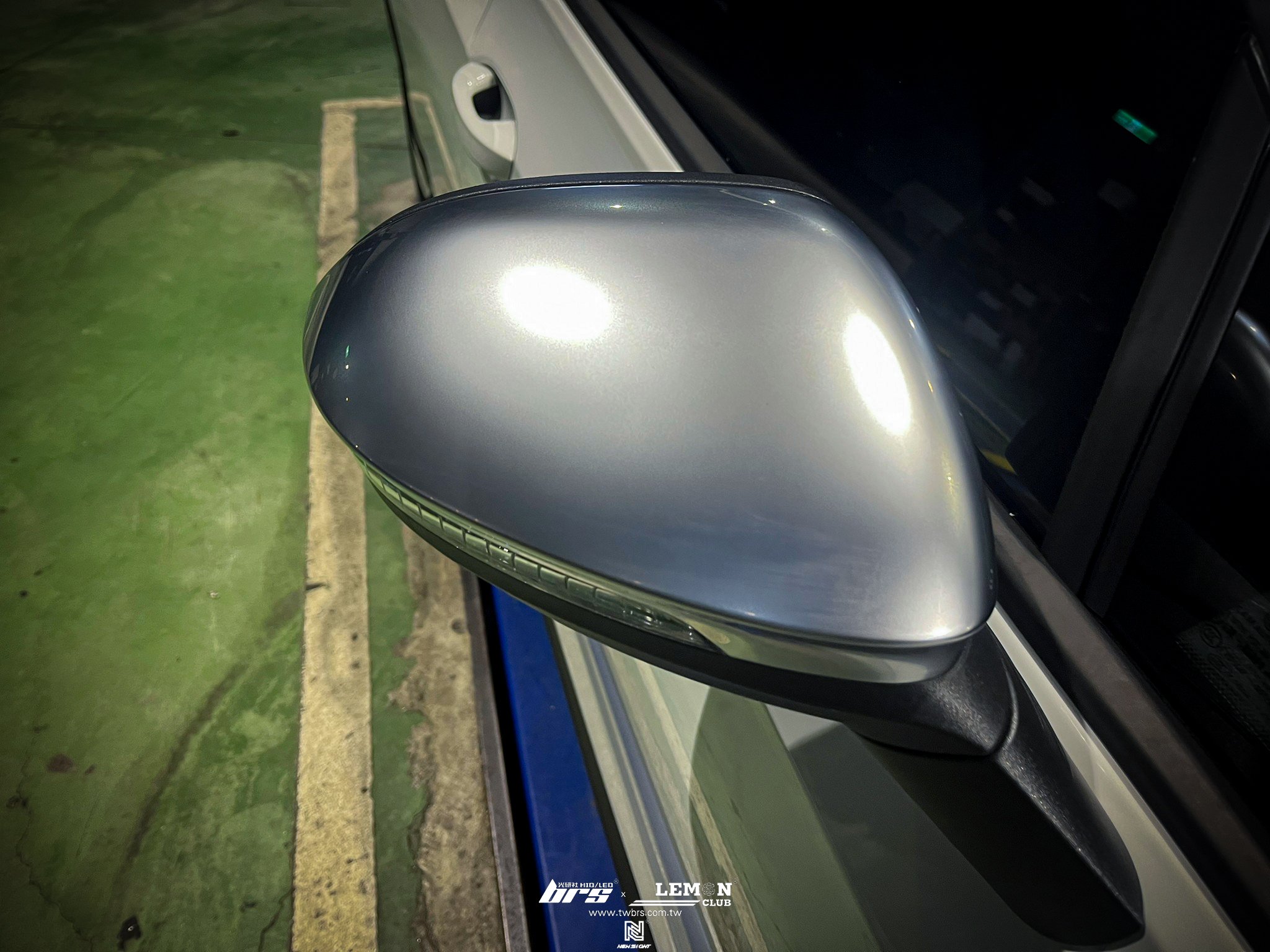 Volkswagen Golf 8 安裝 鍍鎳銀後視鏡蓋