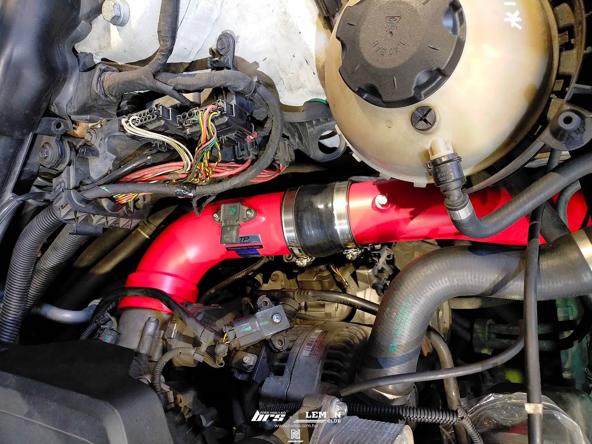 BMW F30 安裝 FTP渦輪進氣管+MST進氣系統